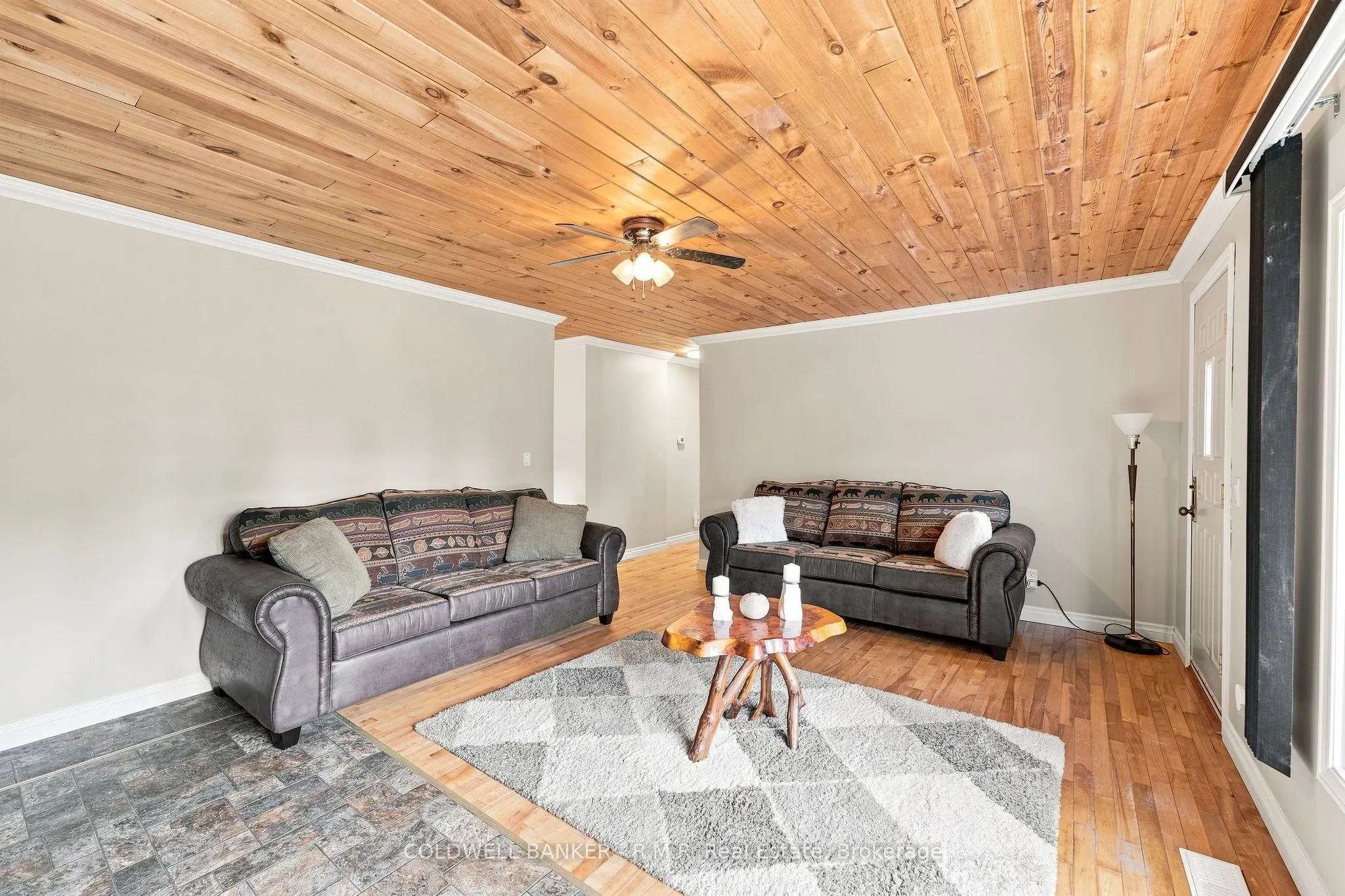 1695 Horseshoe Lake Road