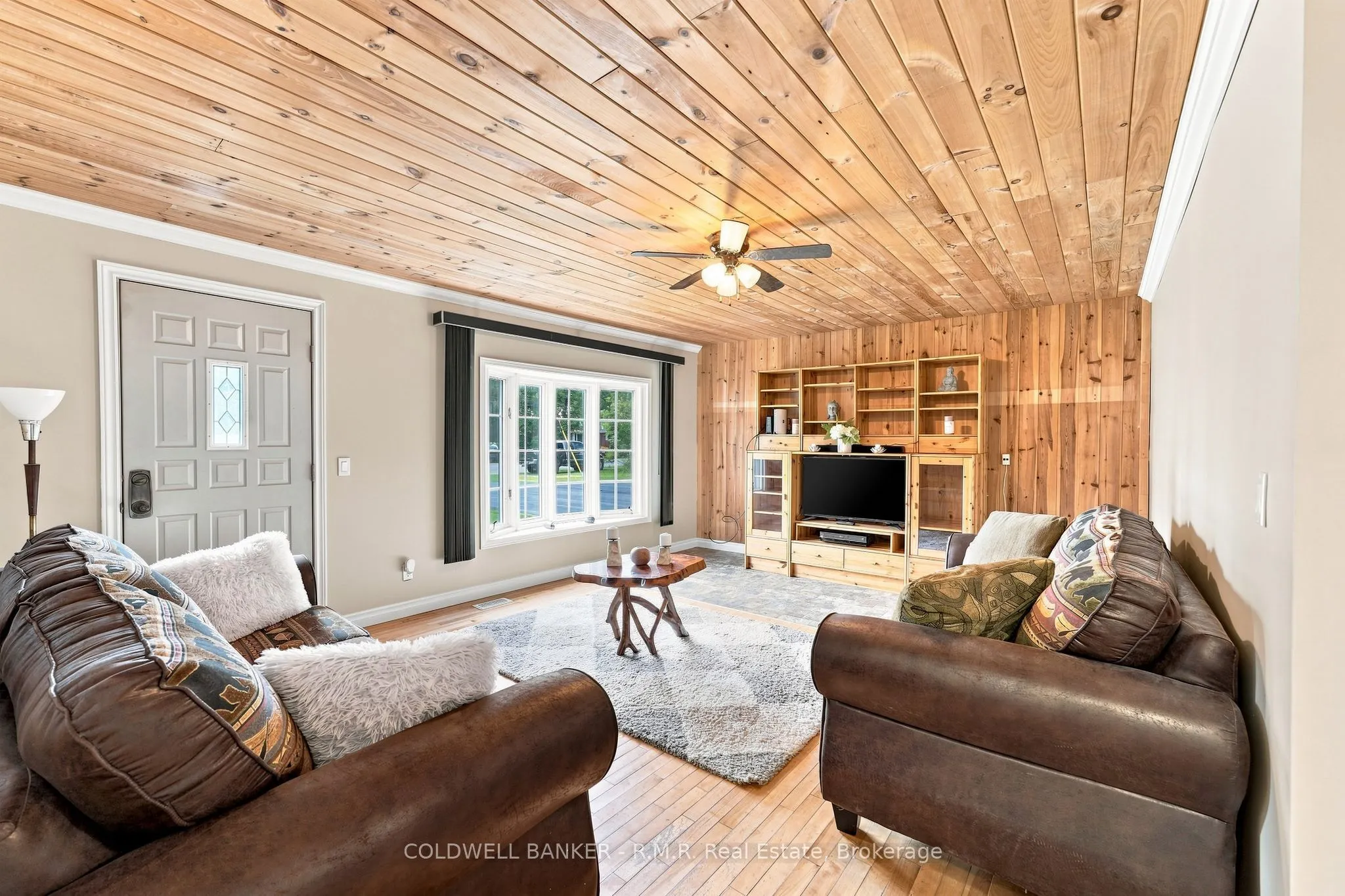 1695 Horseshoe Lake Road