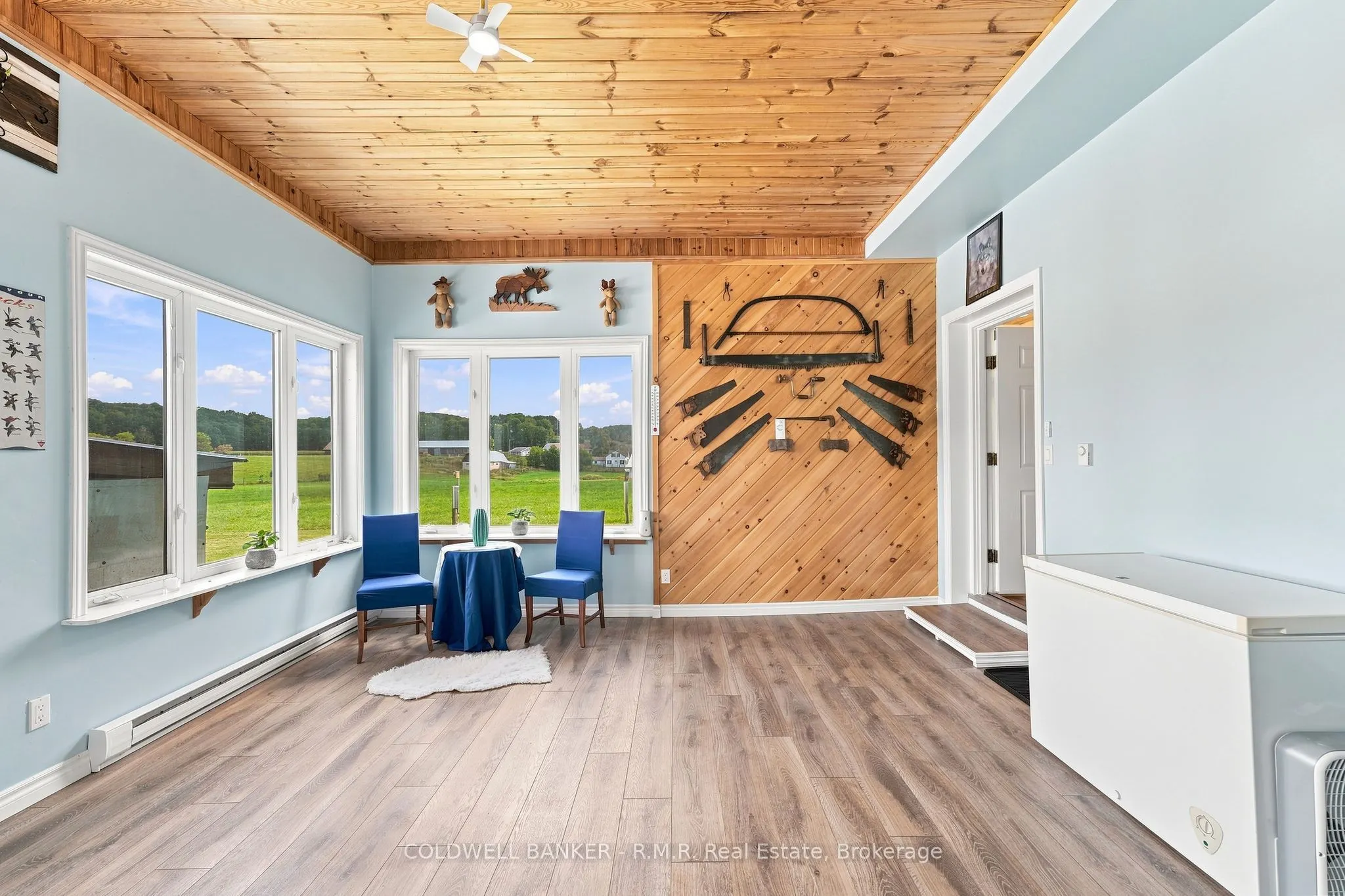 1695 Horseshoe Lake Road
