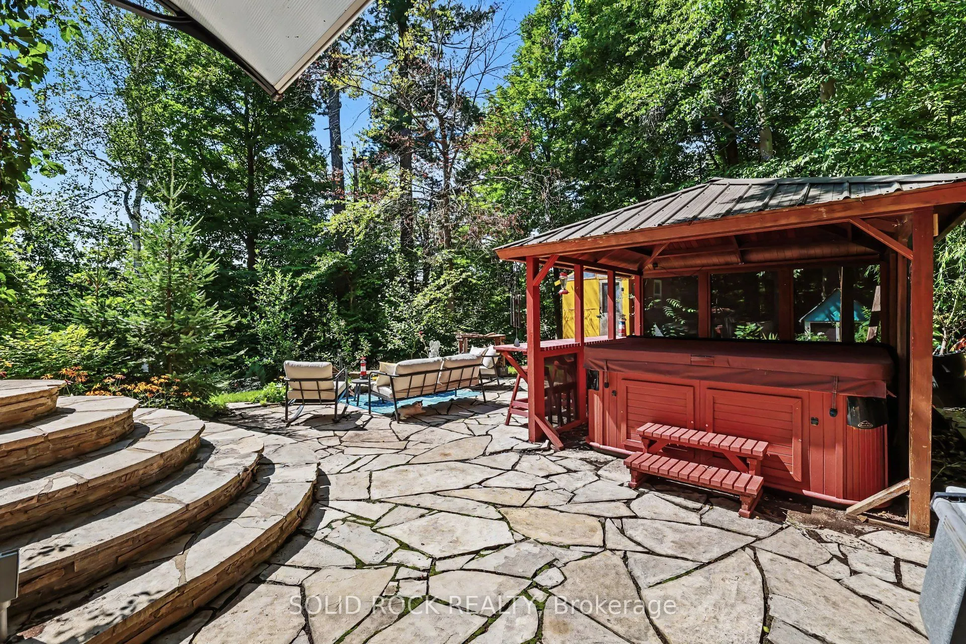 712 Flat Rapids Road