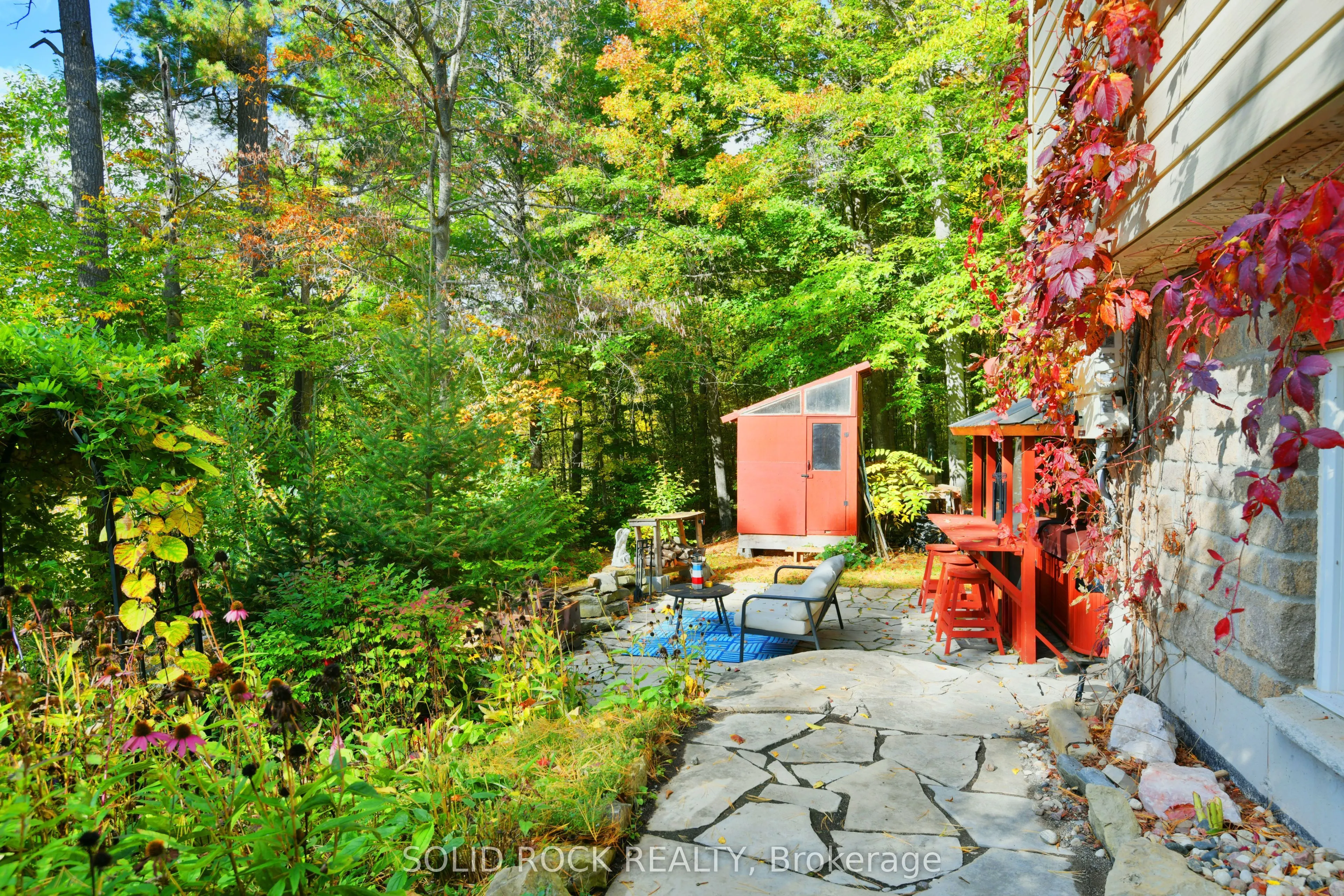 712 Flat Rapids Road