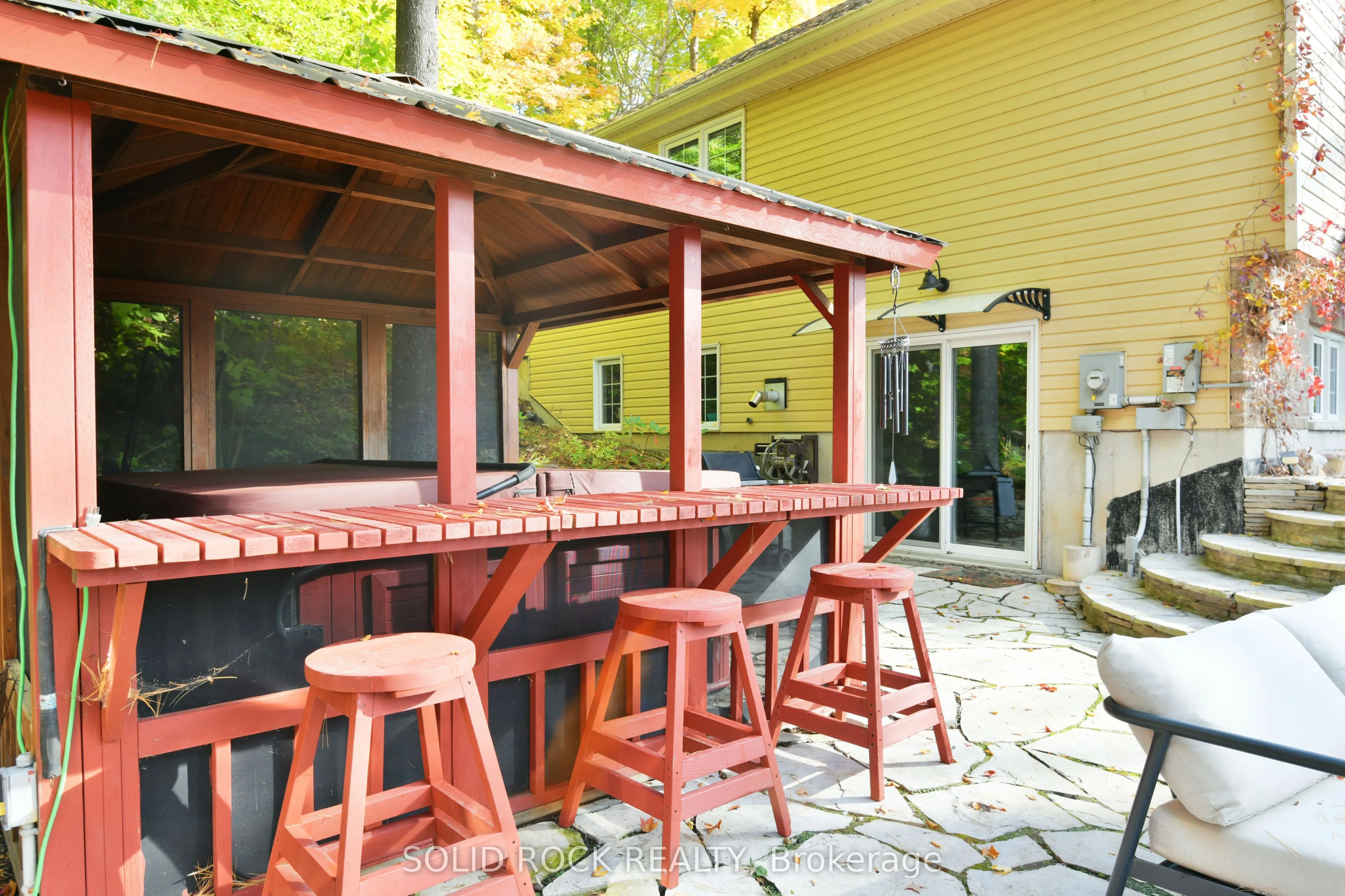 712 Flat Rapids Road