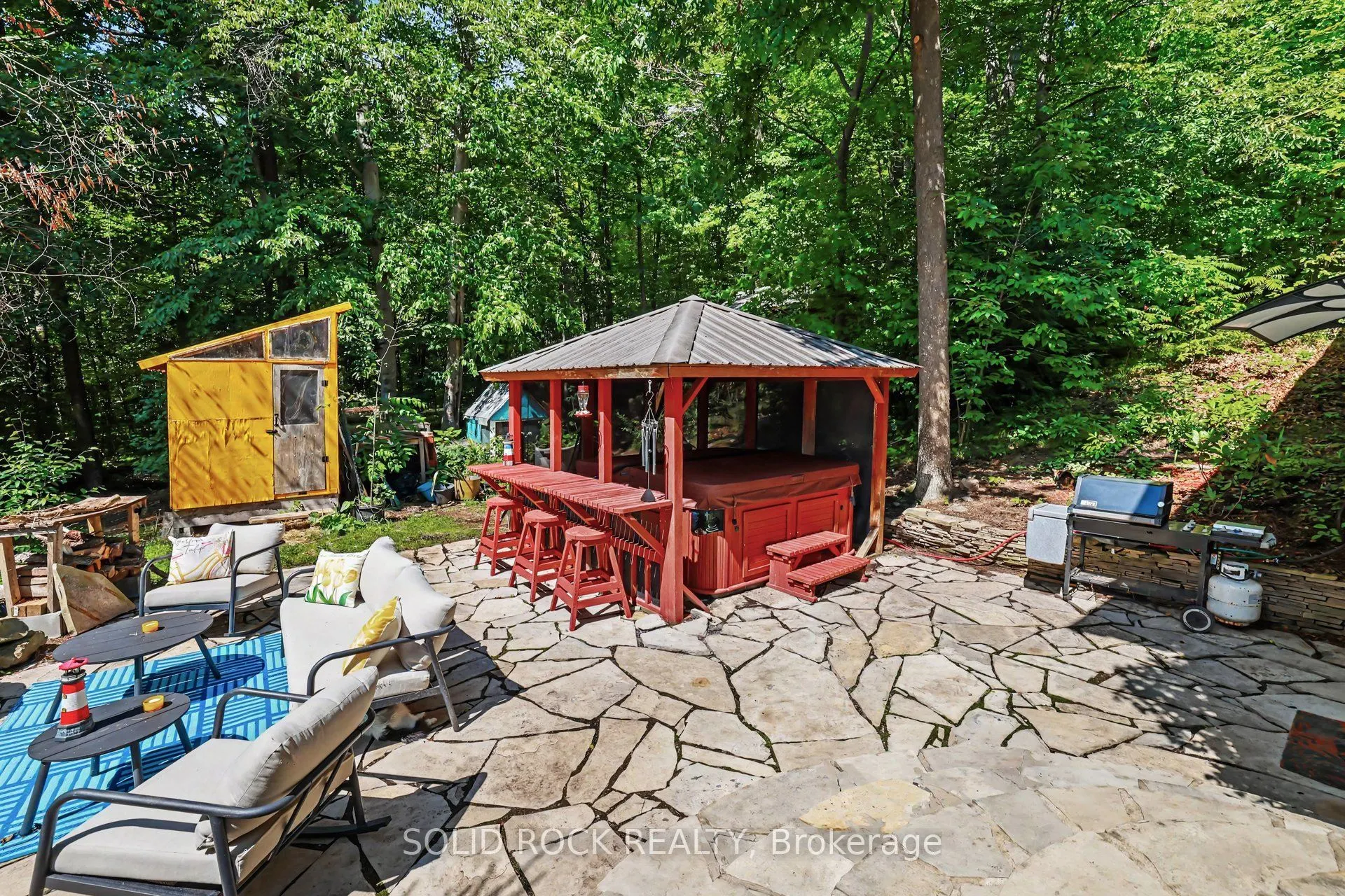 712 Flat Rapids Road