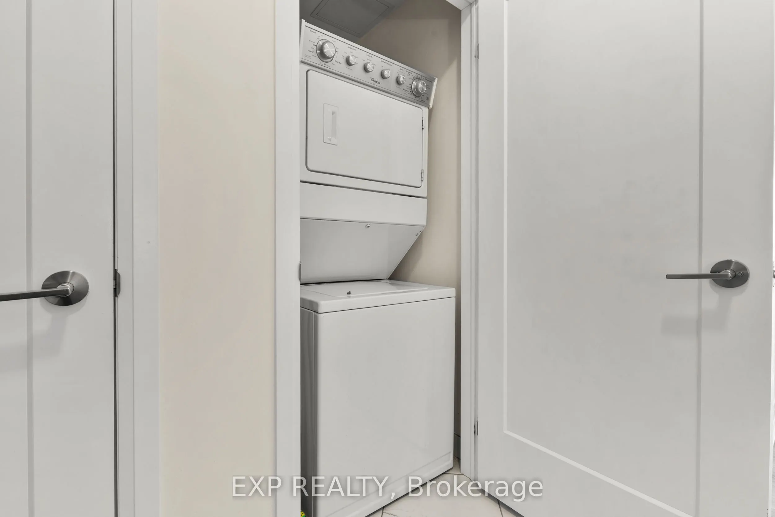 10 Concord Place #209