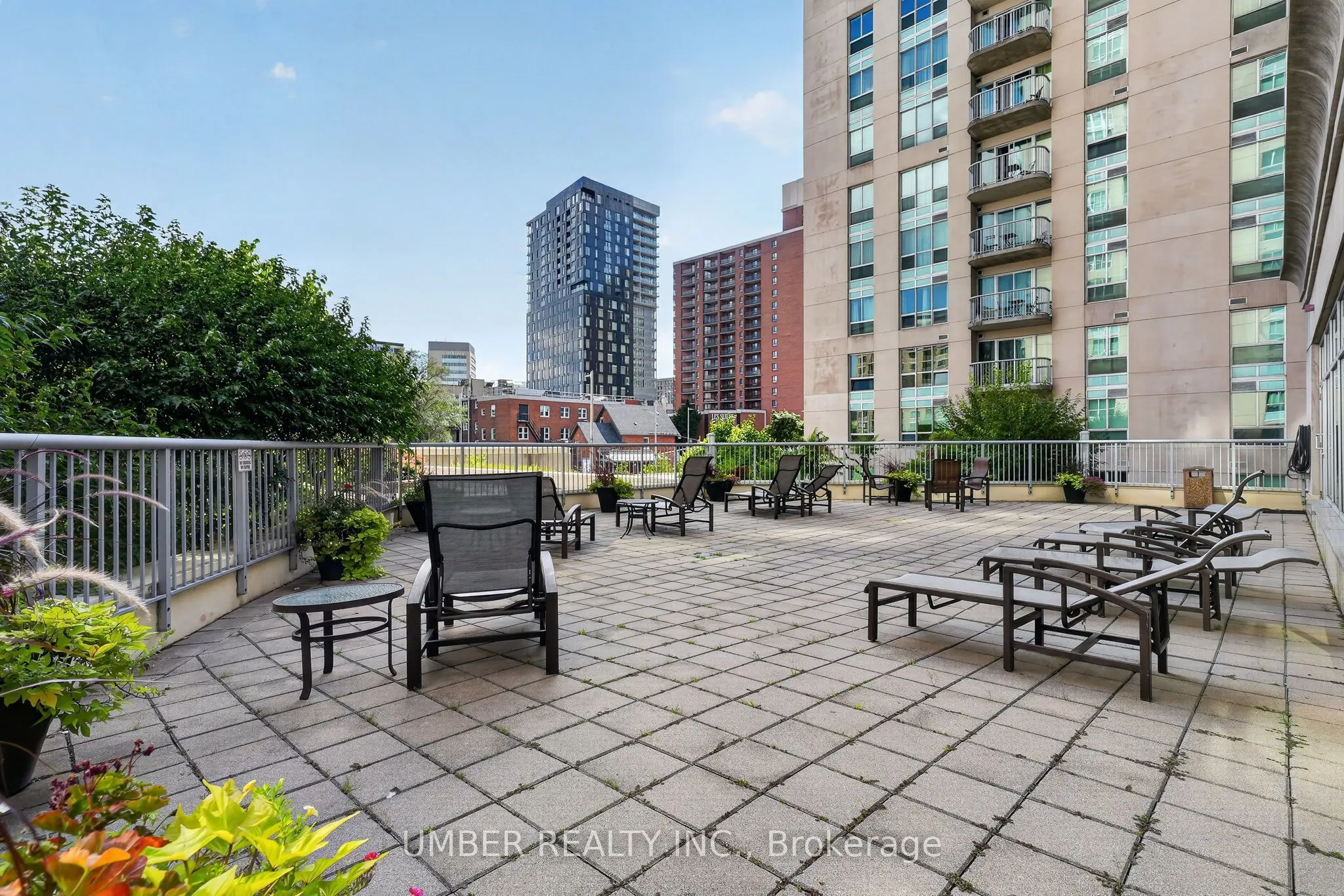 200 Rideau Street #2303