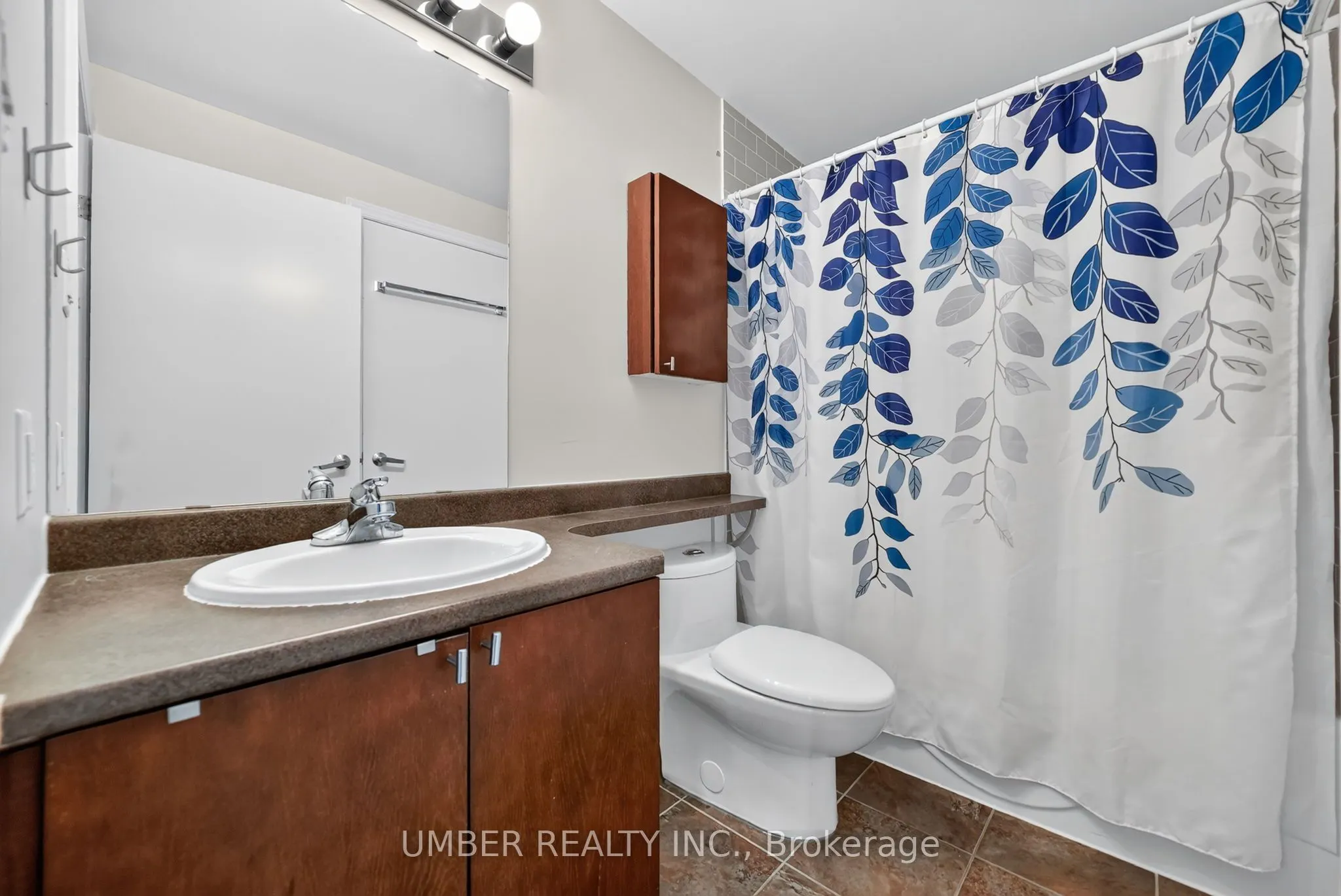 200 Rideau Street #2303