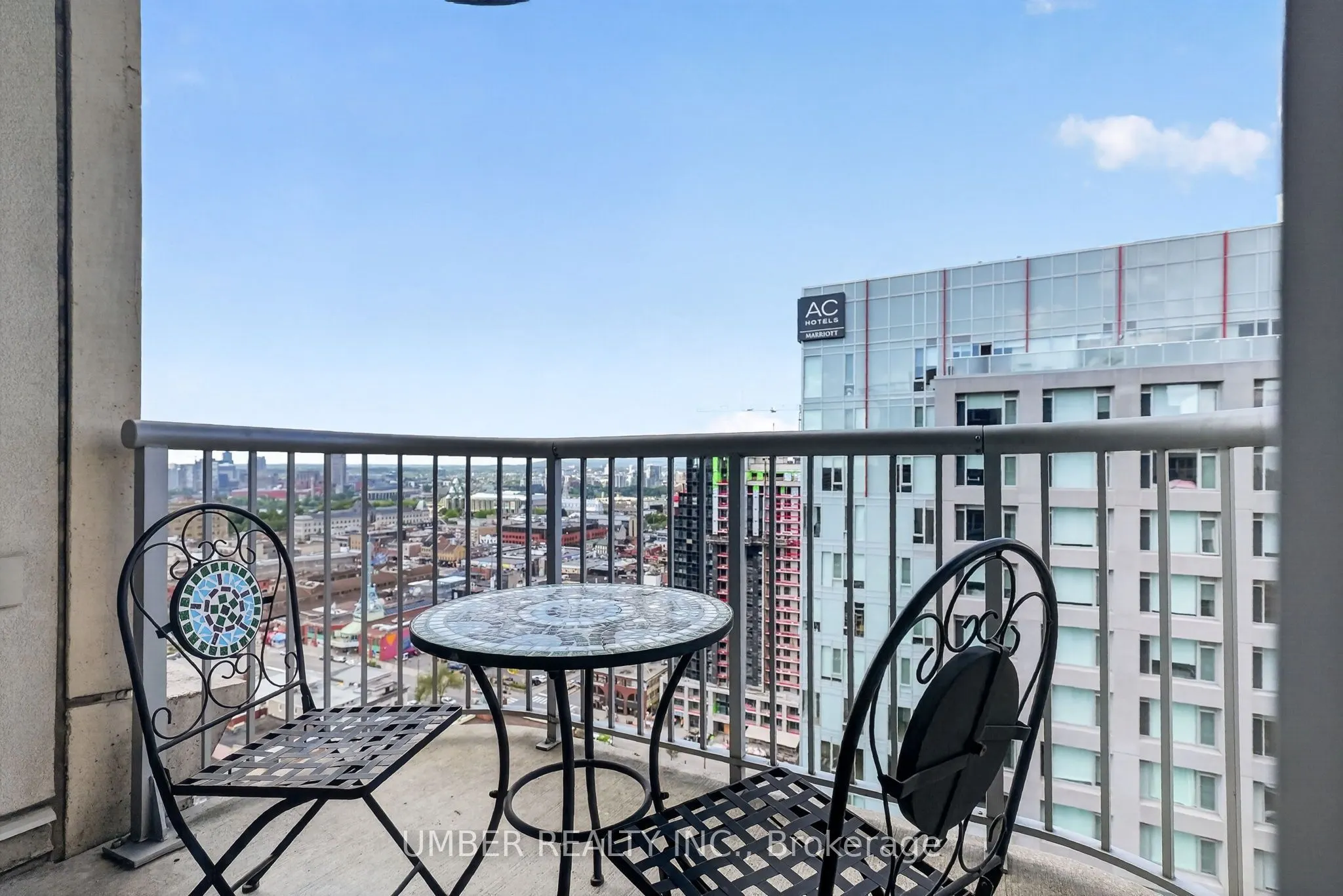 200 Rideau Street #2303