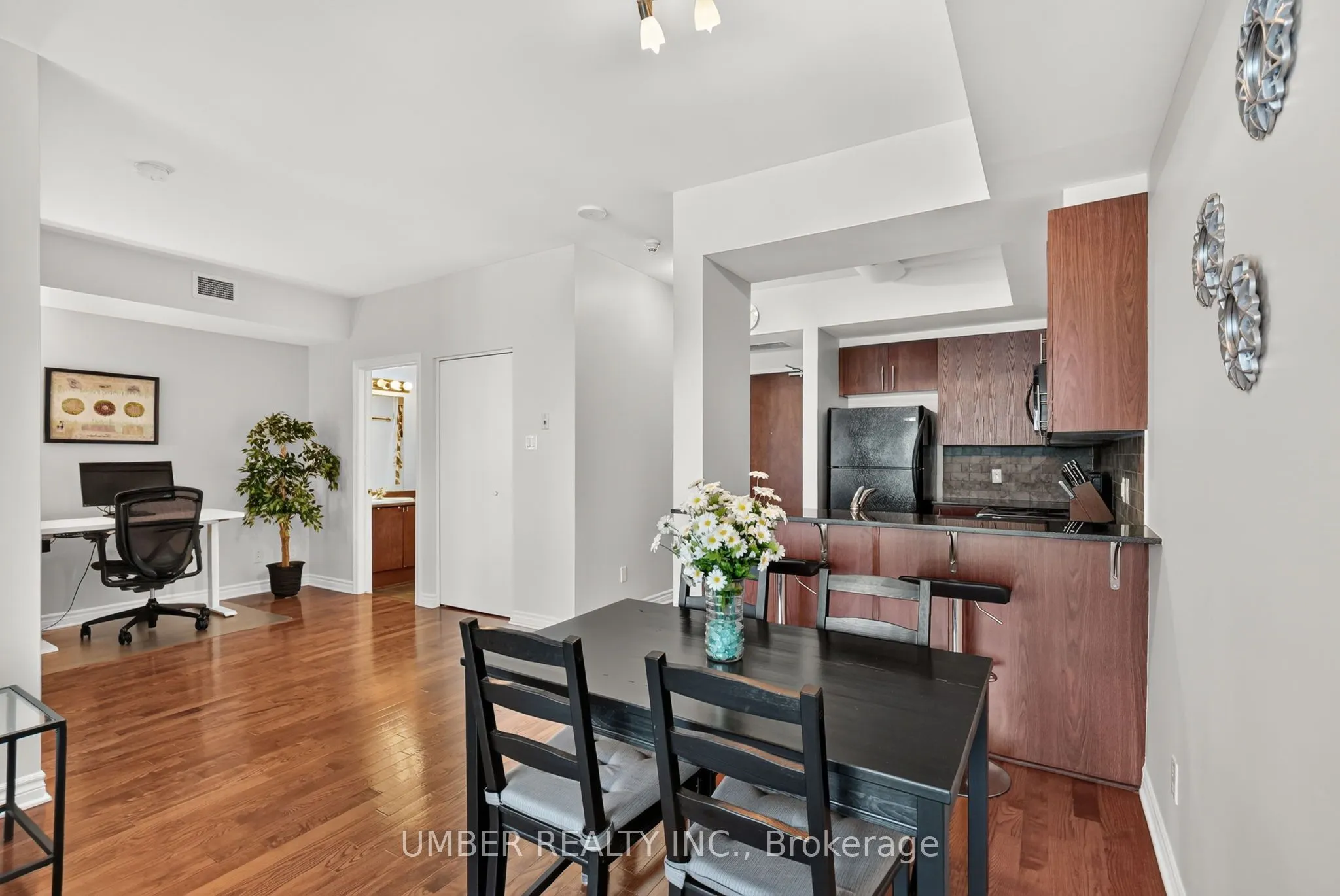 200 Rideau Street #2303