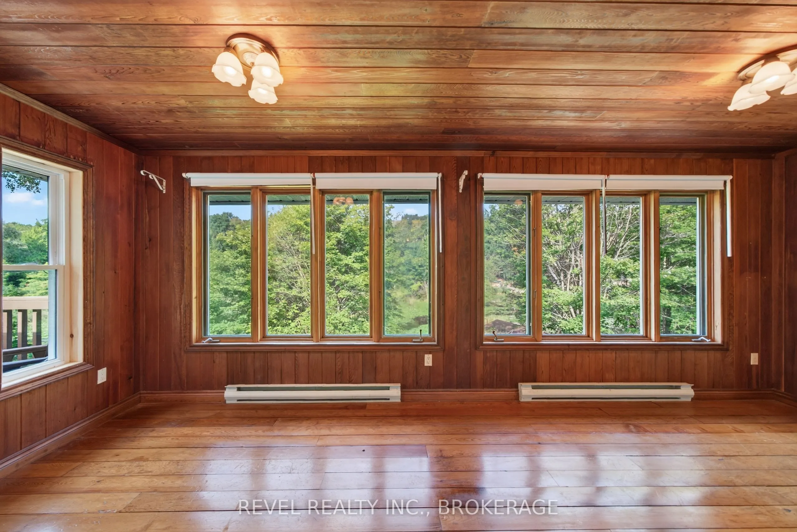 5383 Rideau Road