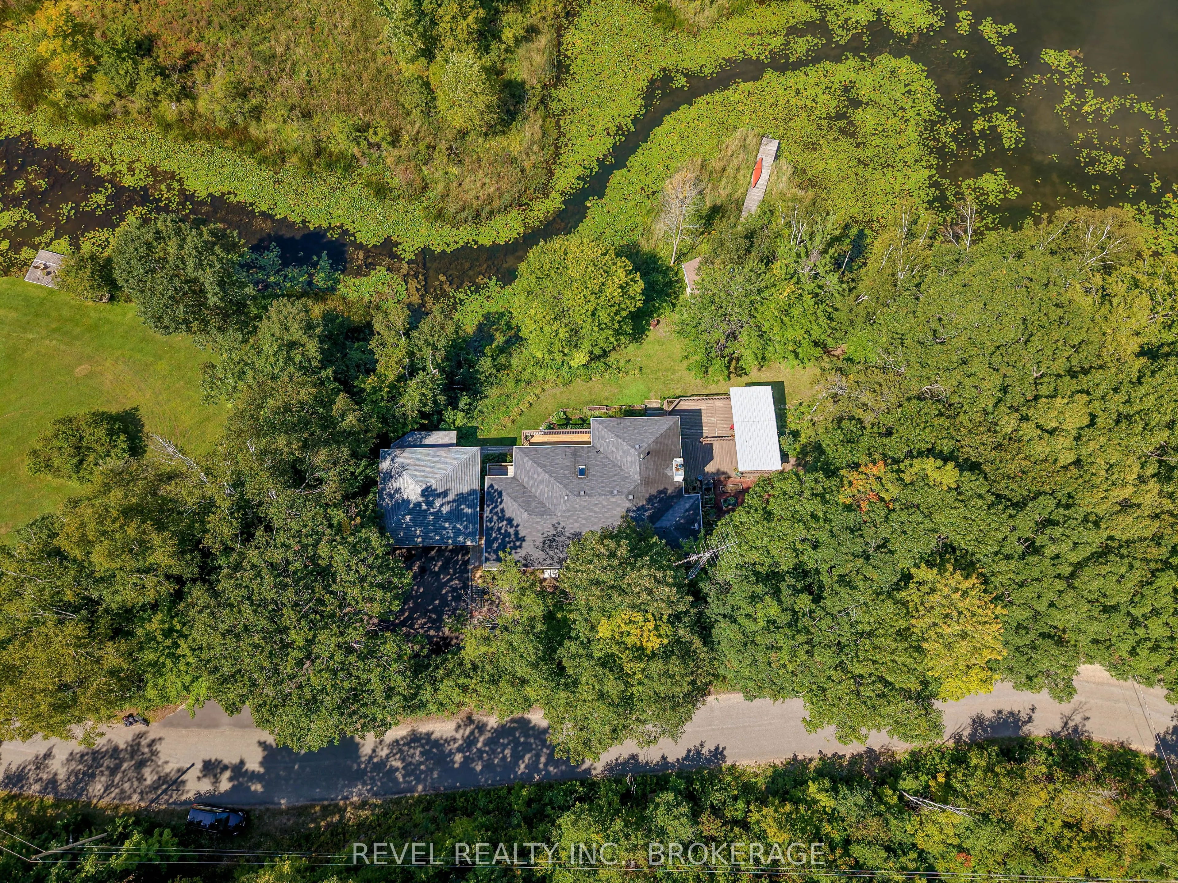 5383 Rideau Road