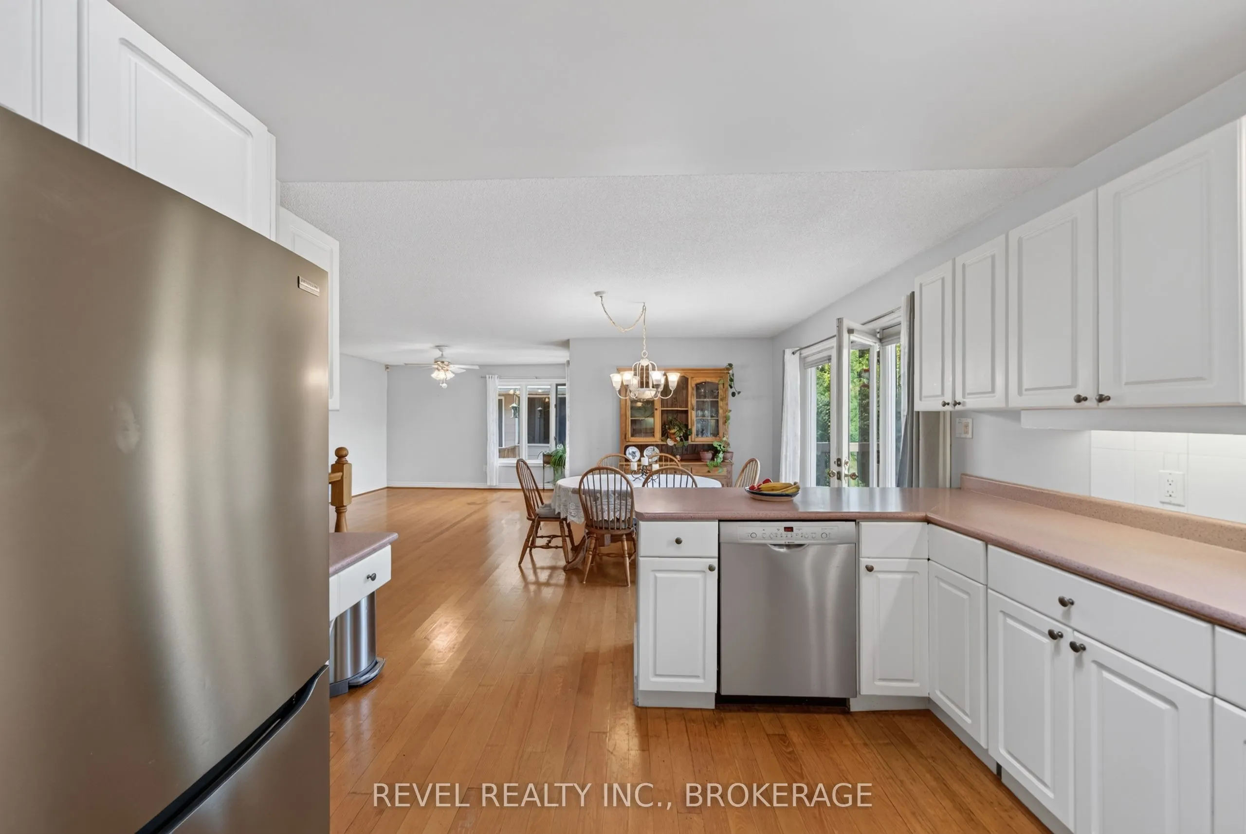 5383 Rideau Road