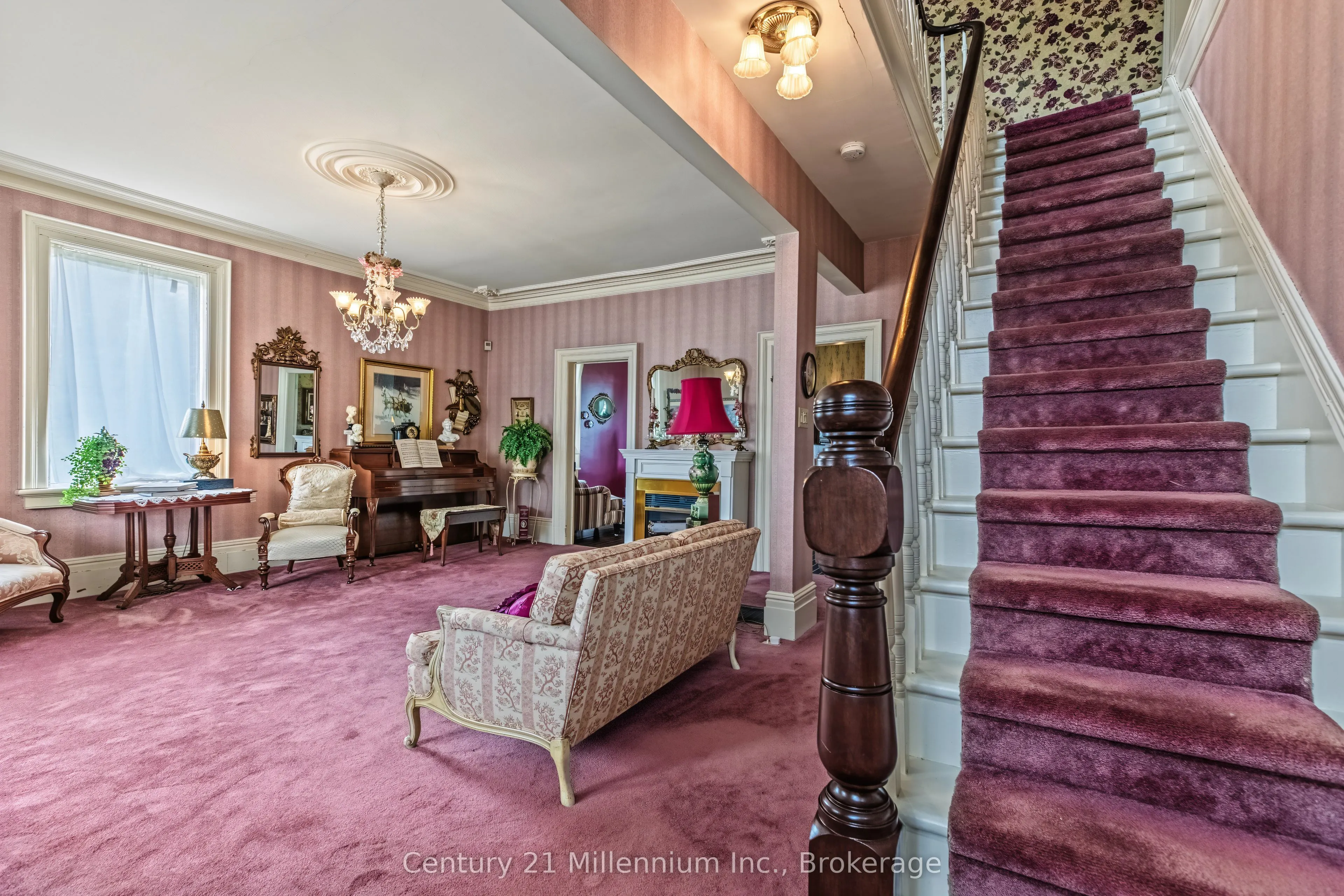 580283 Sideroad 60