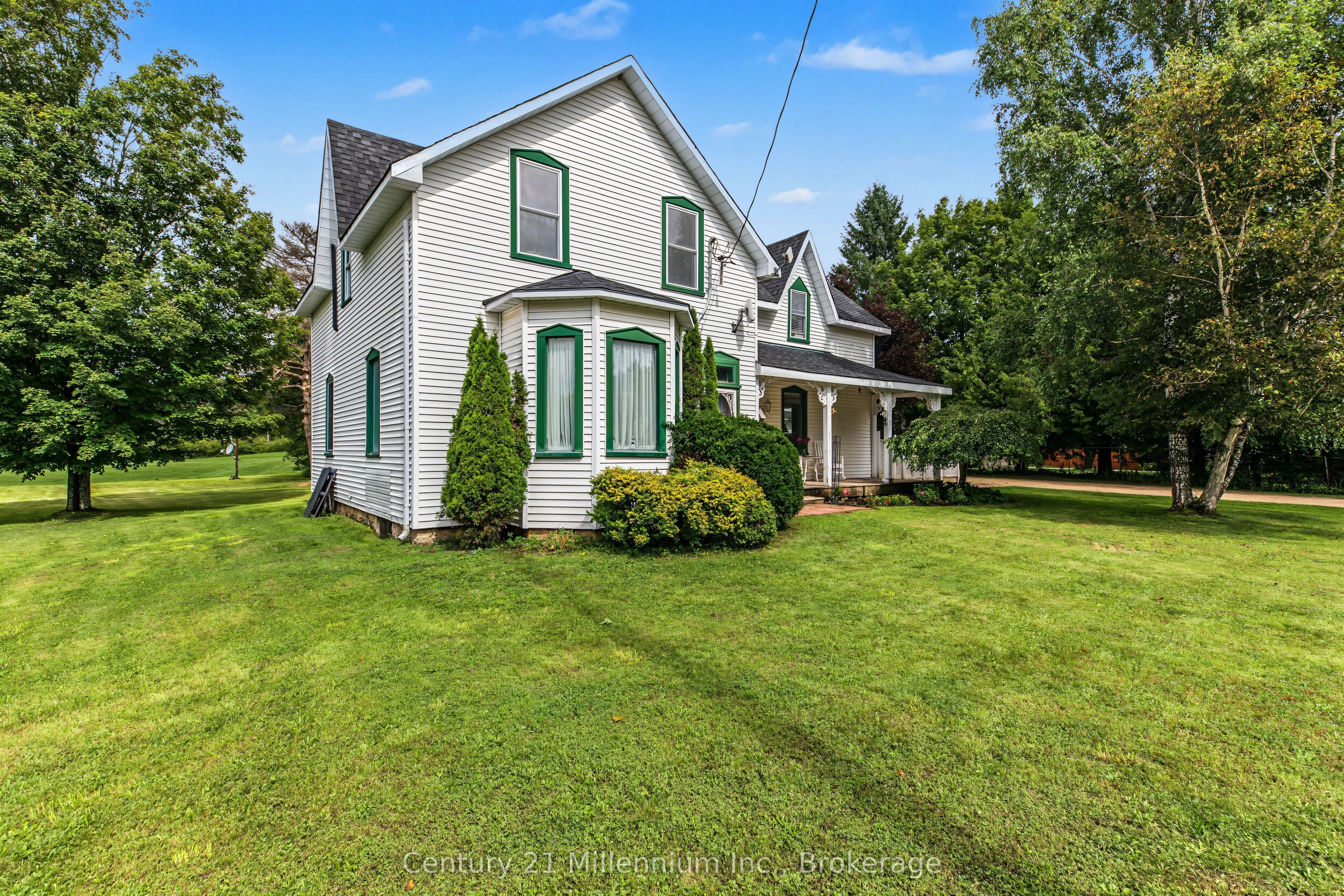 580283 Sideroad 60