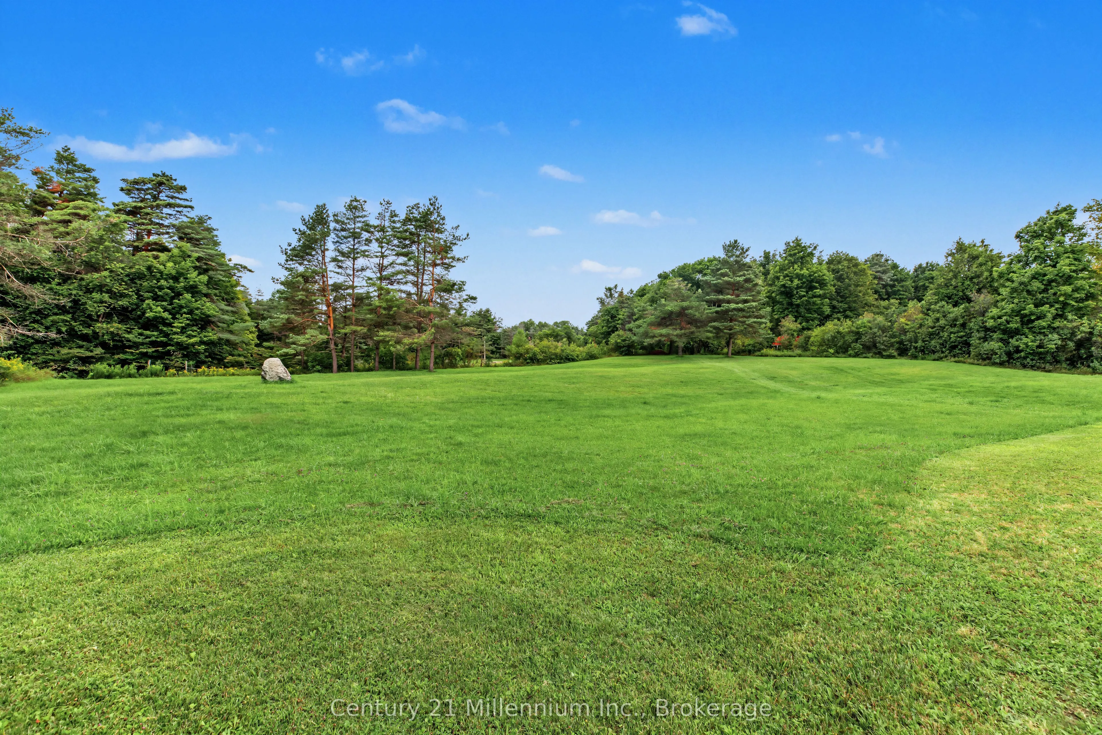 580283 Sideroad 60
