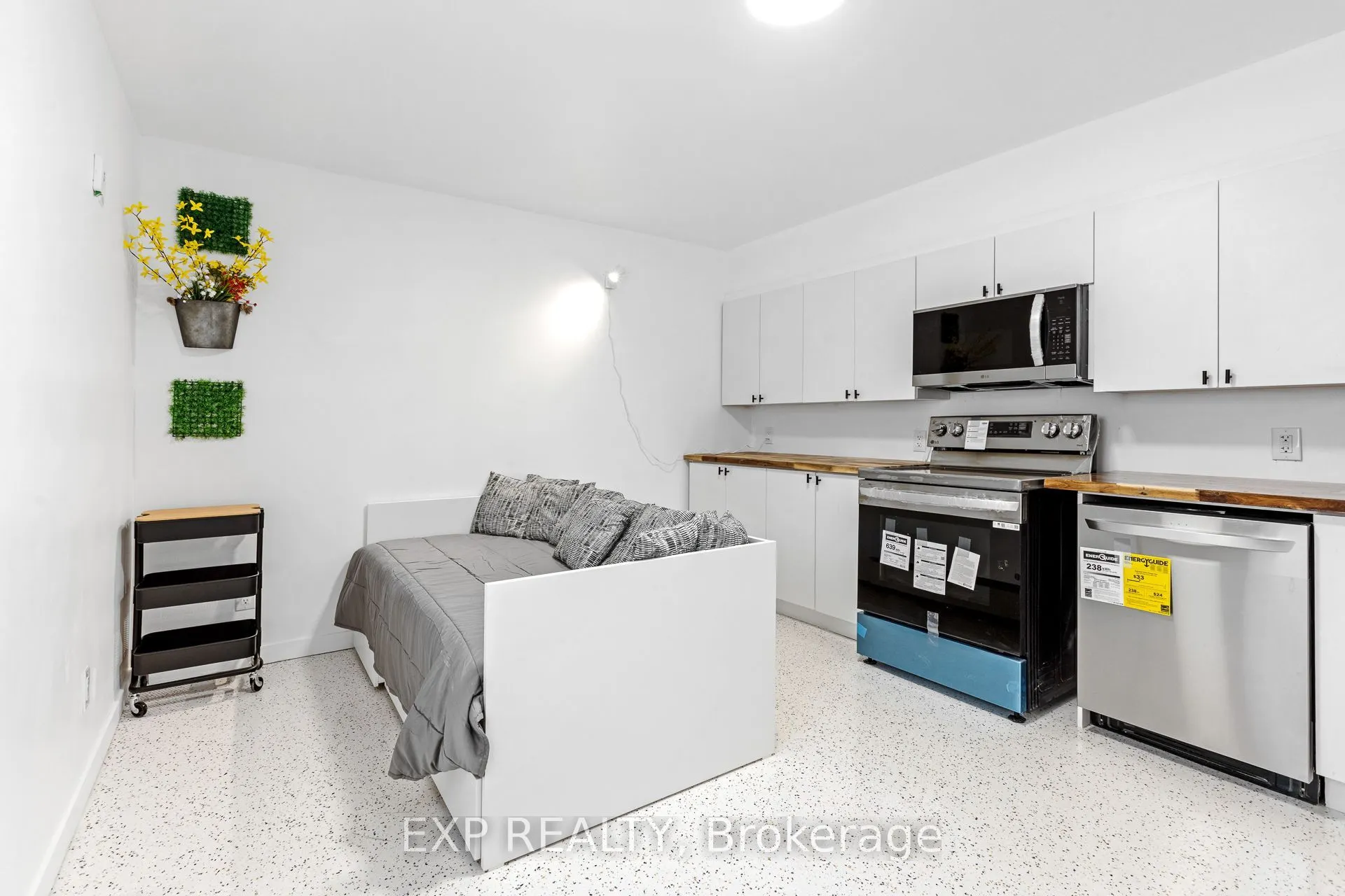 204 Ste Monique Street #6