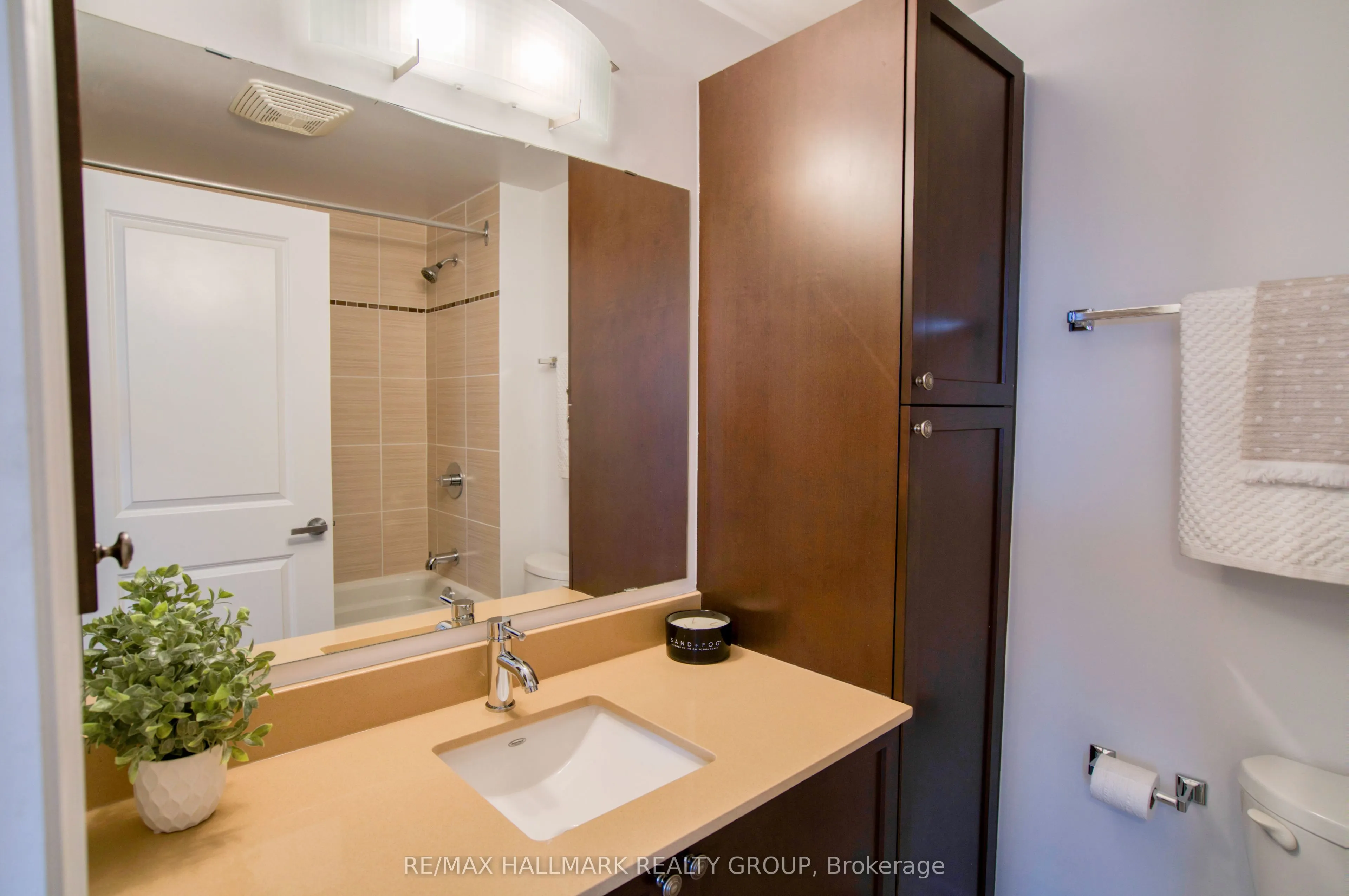 90 Landry Street #407