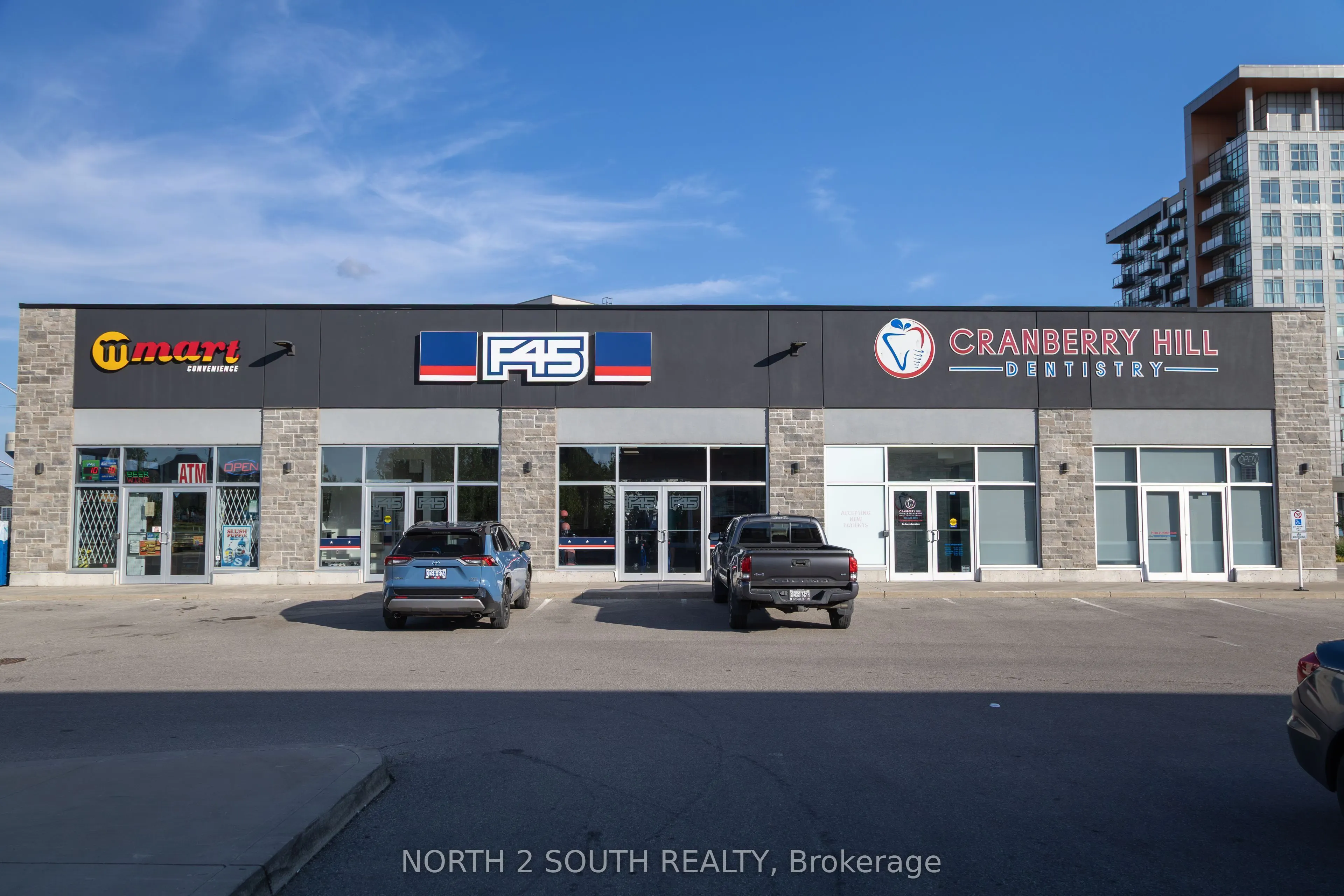 477 Dundas Street E #5