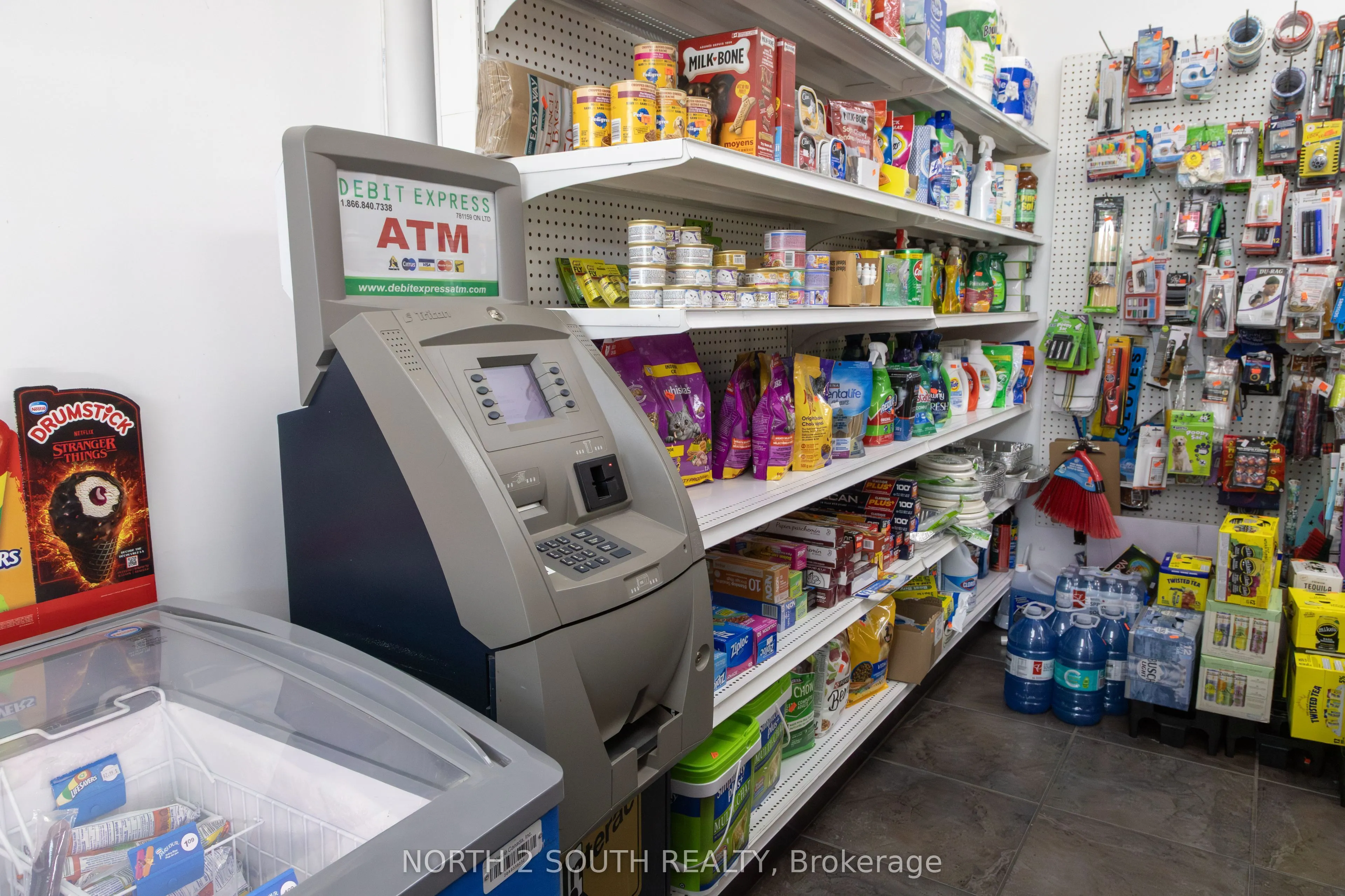477 Dundas Street E #5