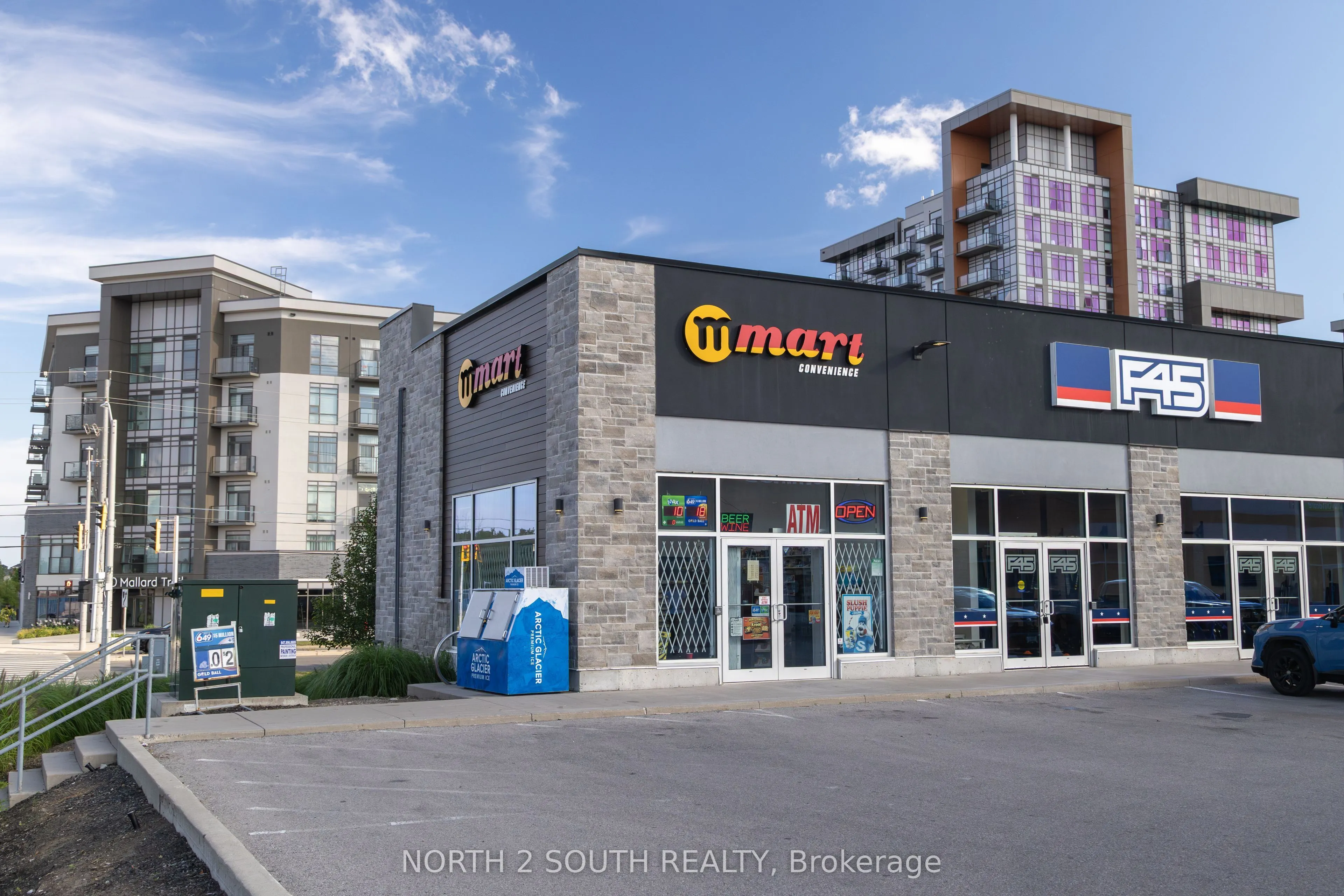 477 Dundas Street E #5