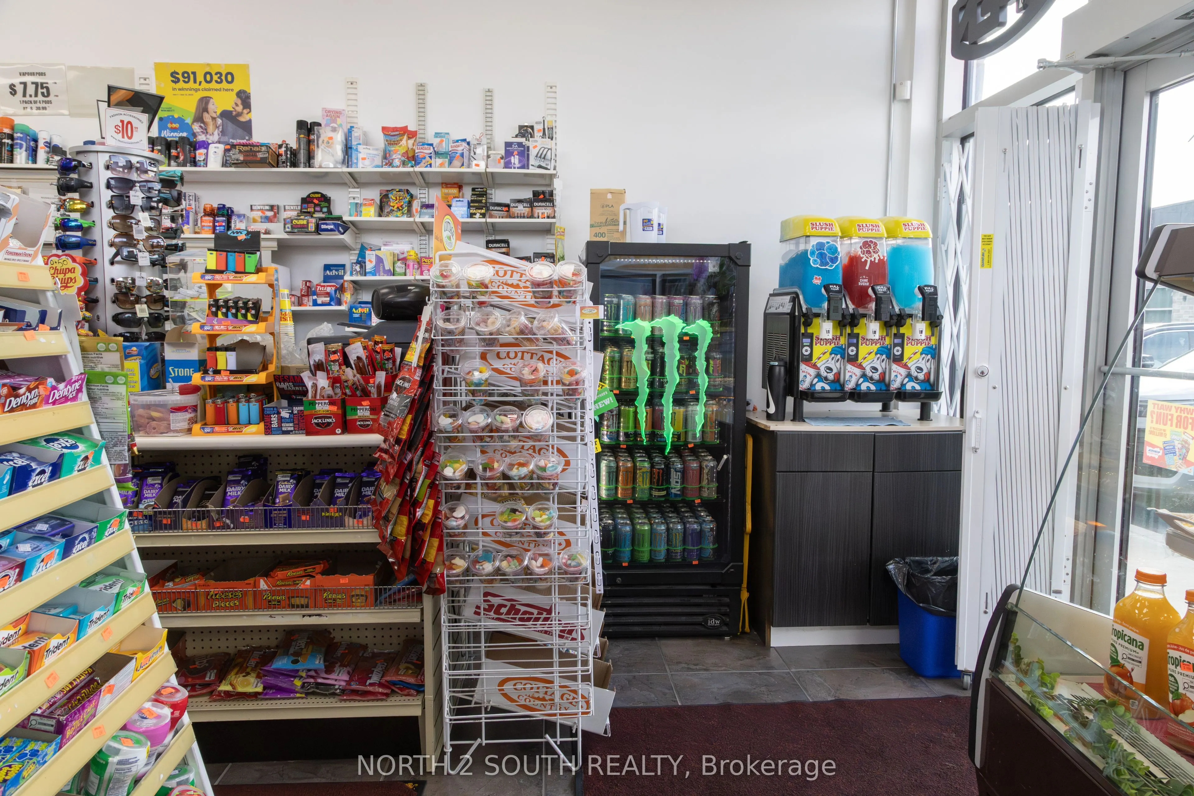 477 Dundas Street E #5
