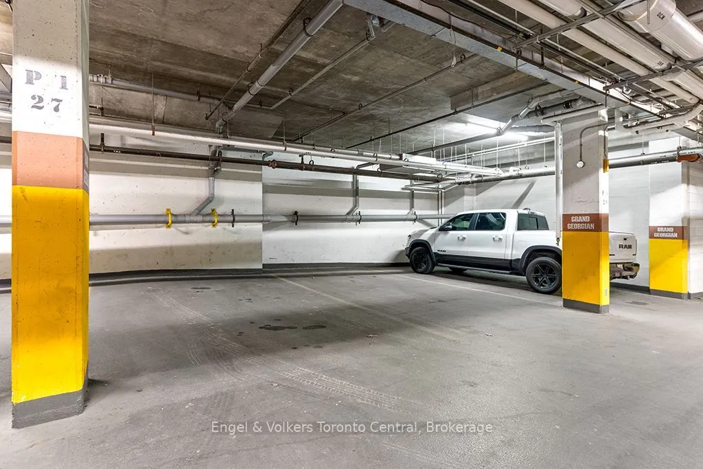 156 Jozo Weider Boulevard #275