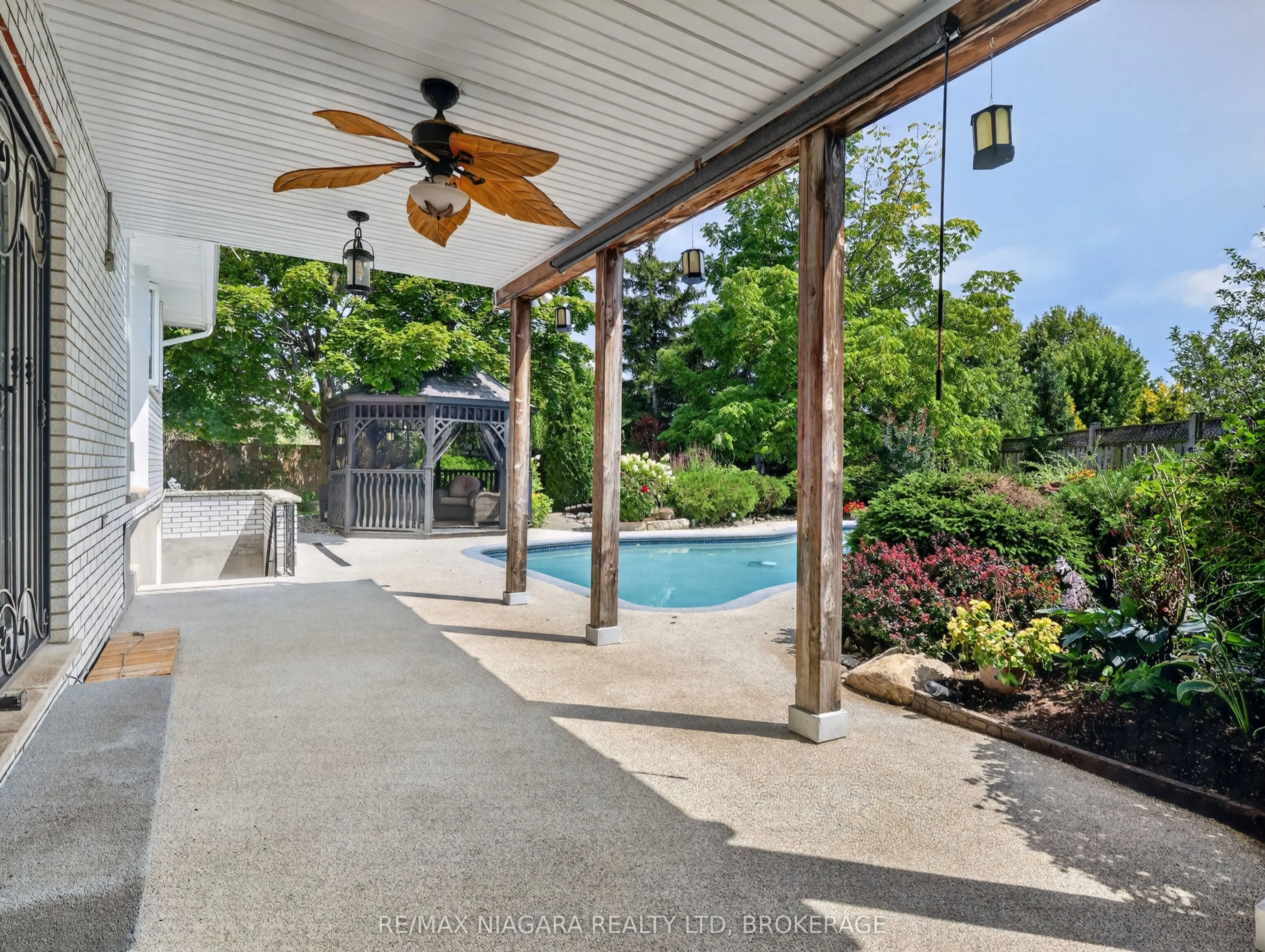 14 Fairlawn Court