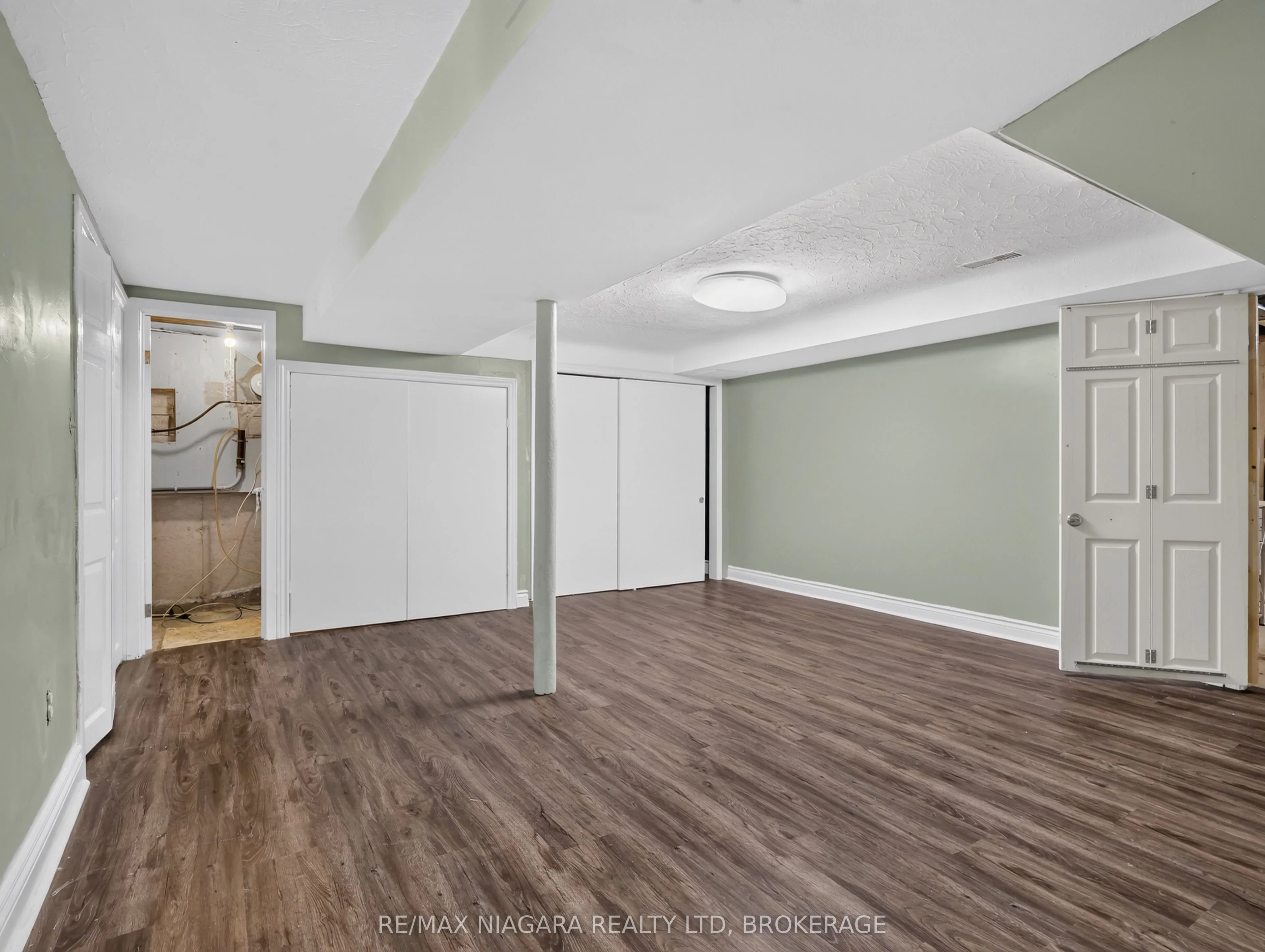 14 Fairlawn Court