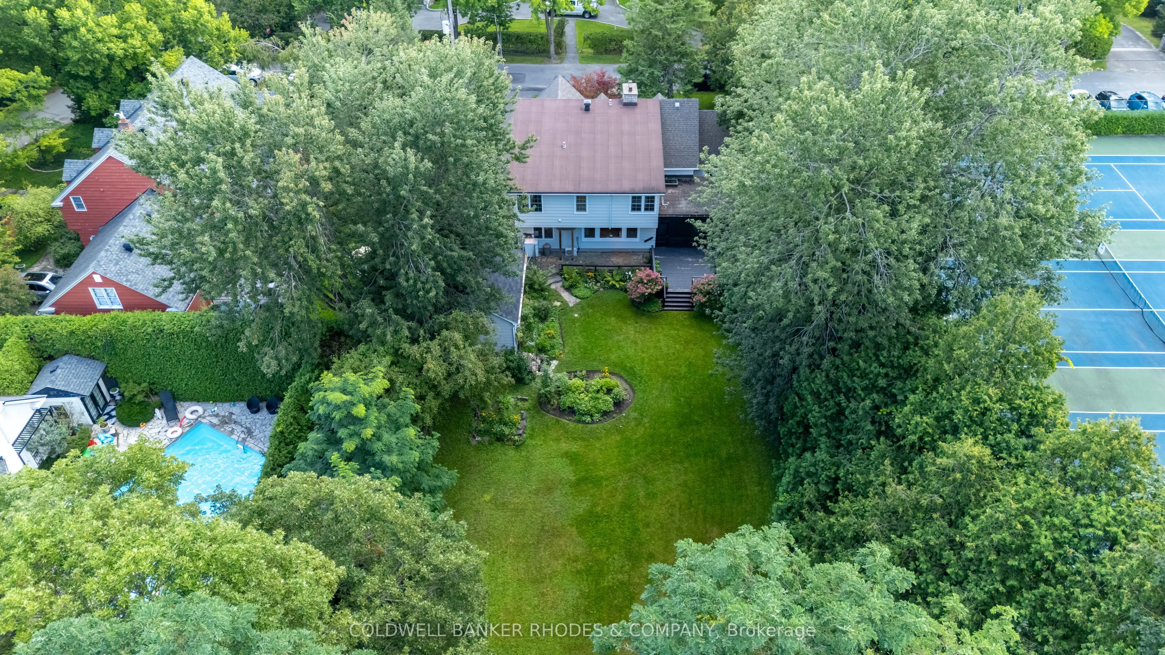495 Lansdowne Road N