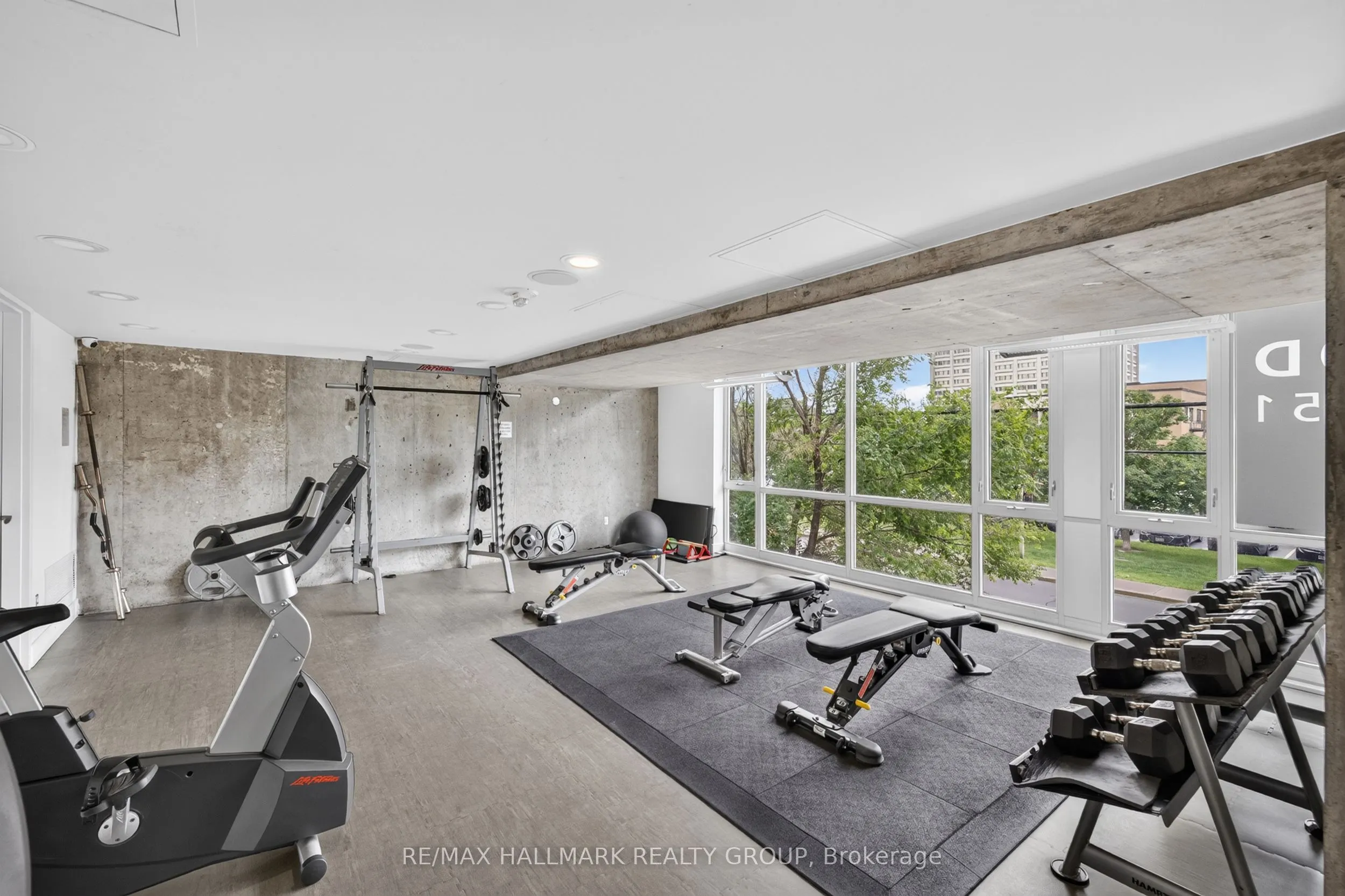 201 Parkdale Avenue #408