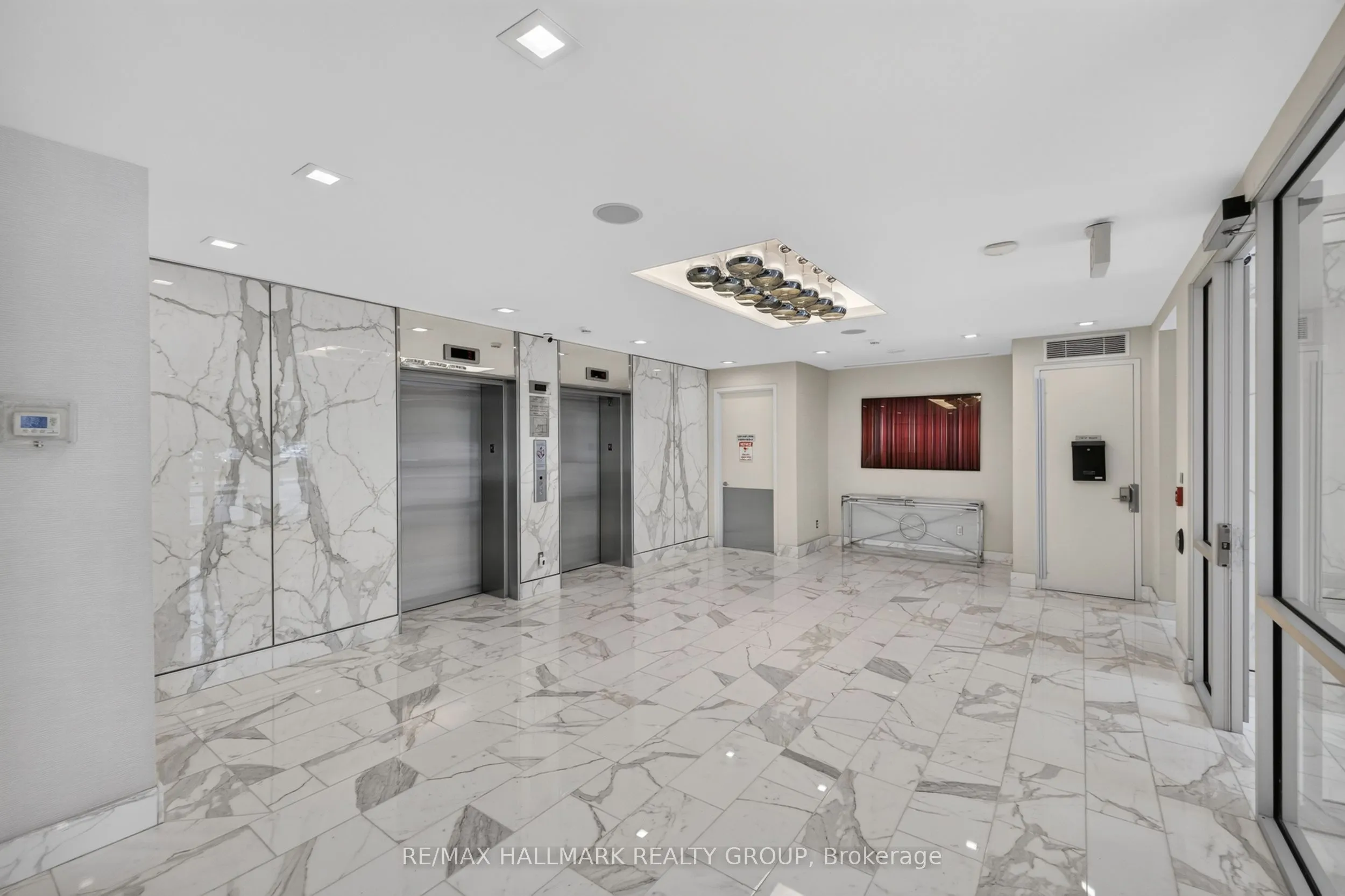 201 Parkdale Avenue #408