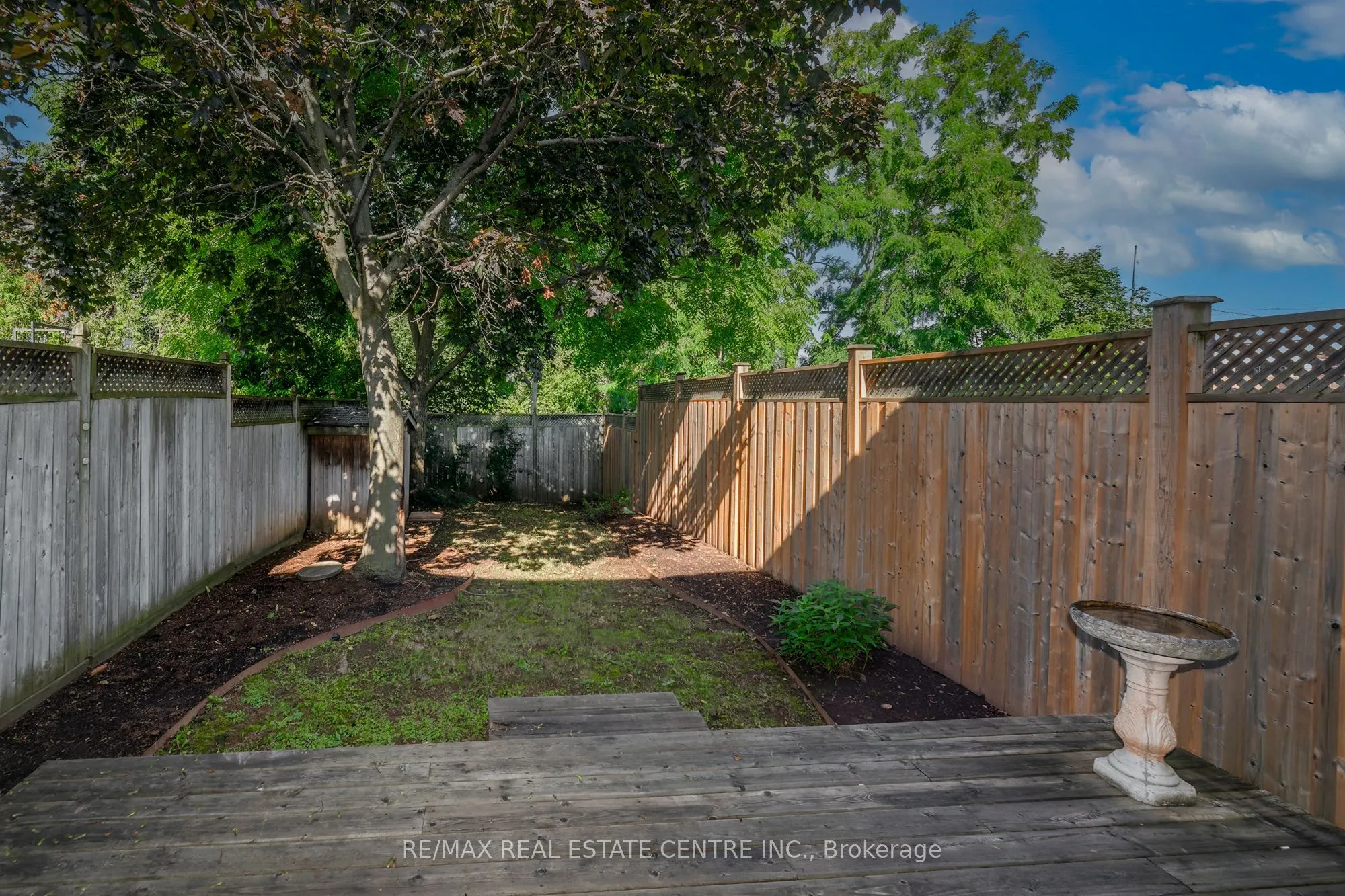2 Walker Court