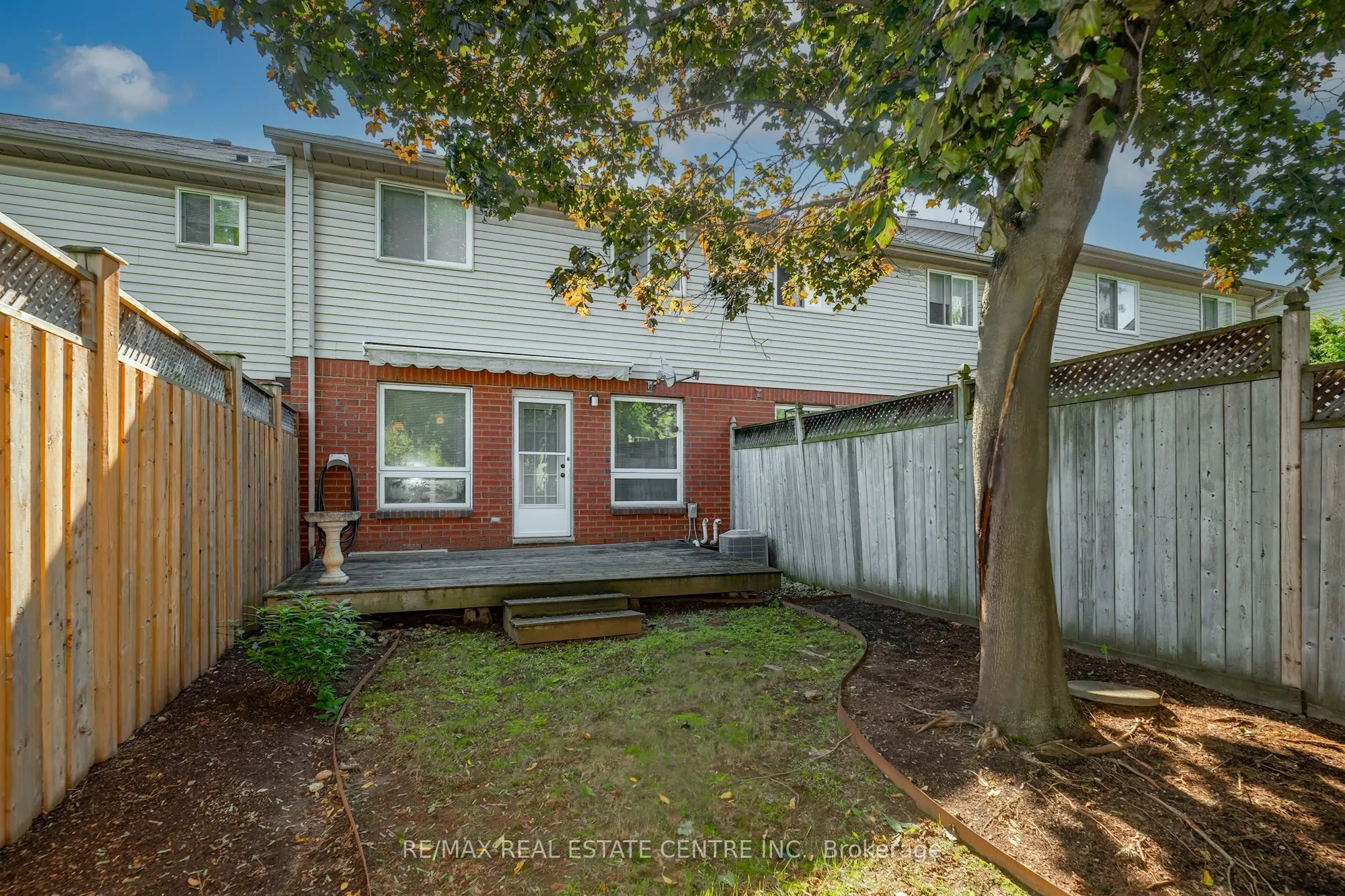 2 Walker Court