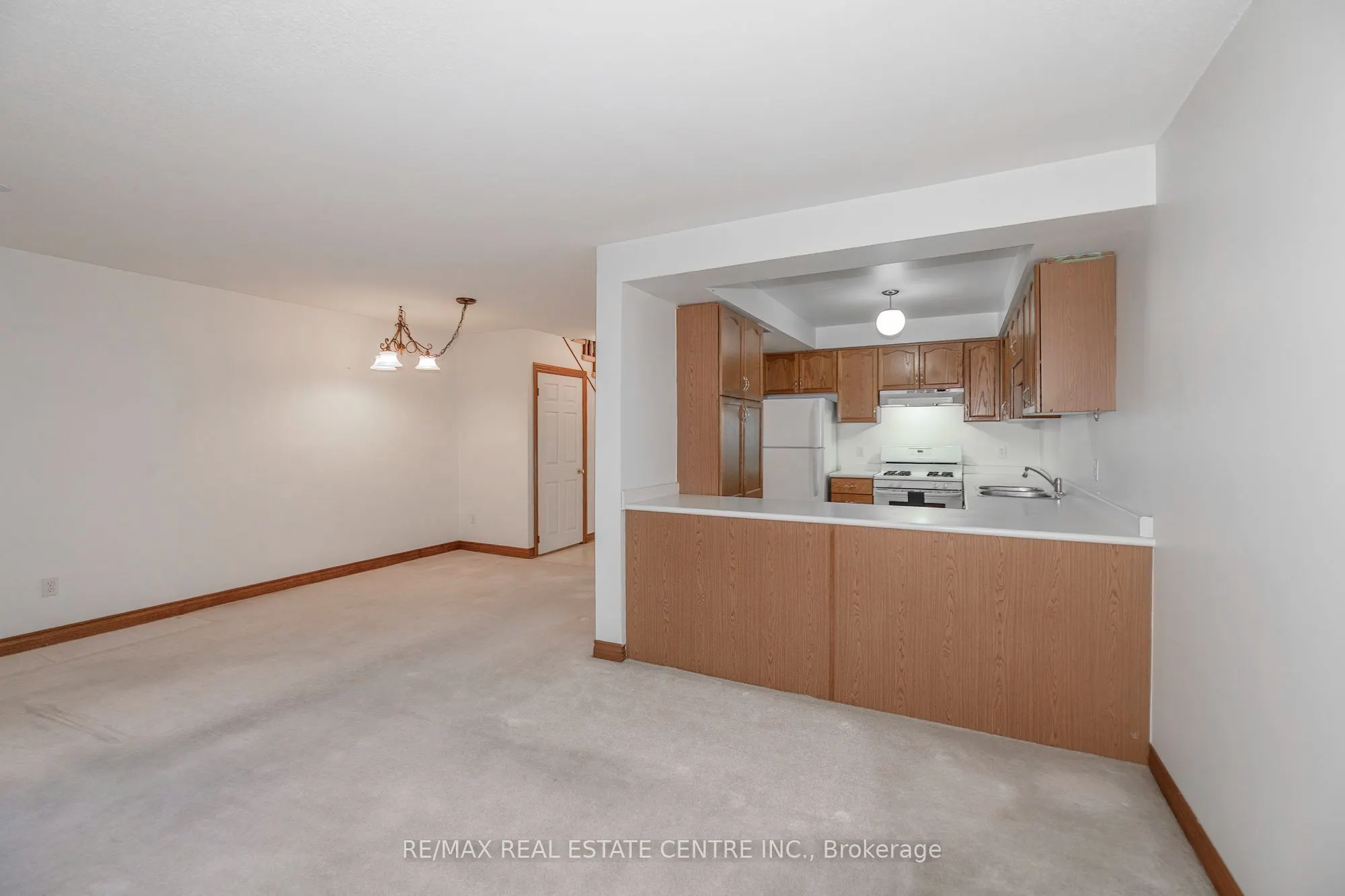 2 Walker Court