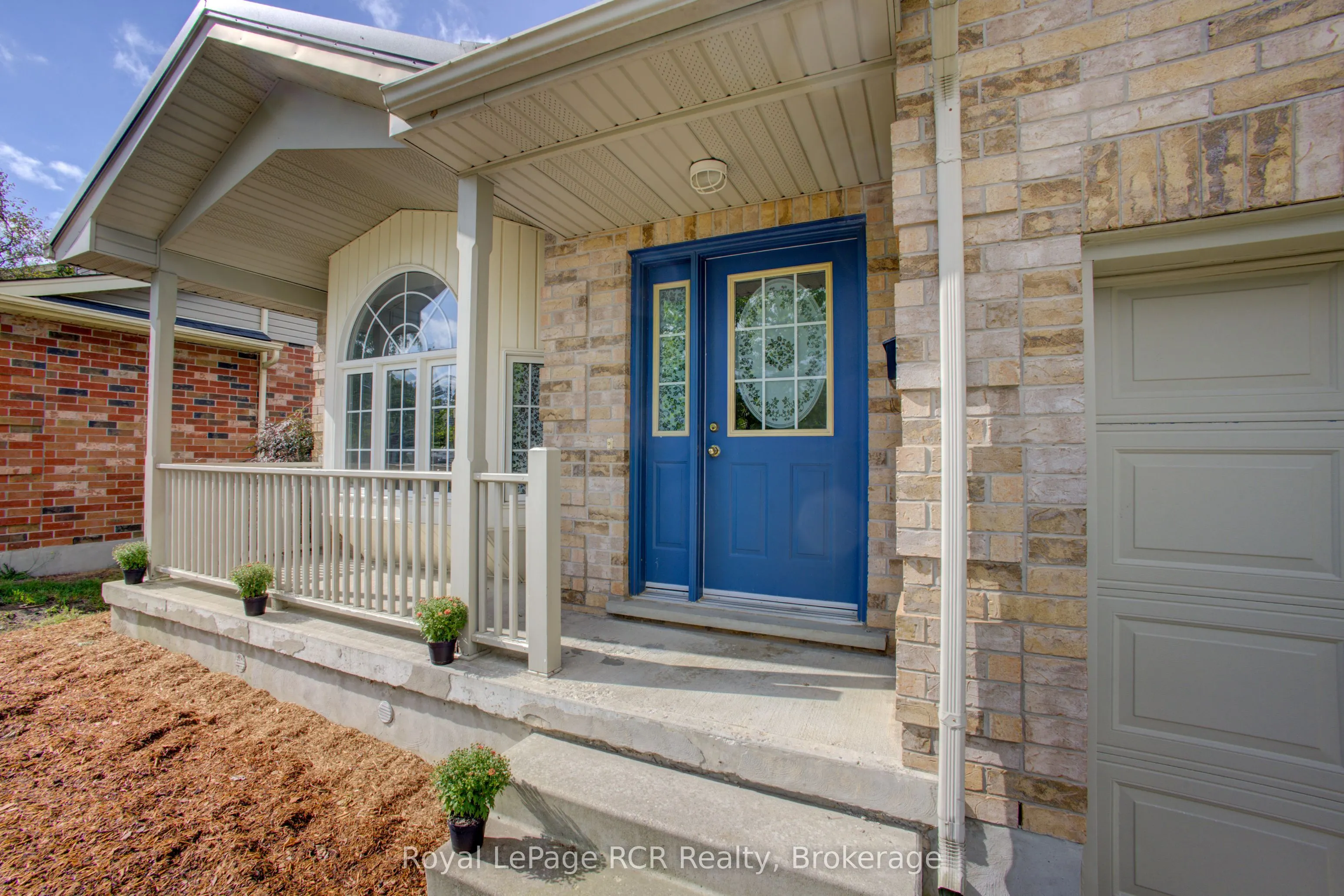 952 Gzowski Street