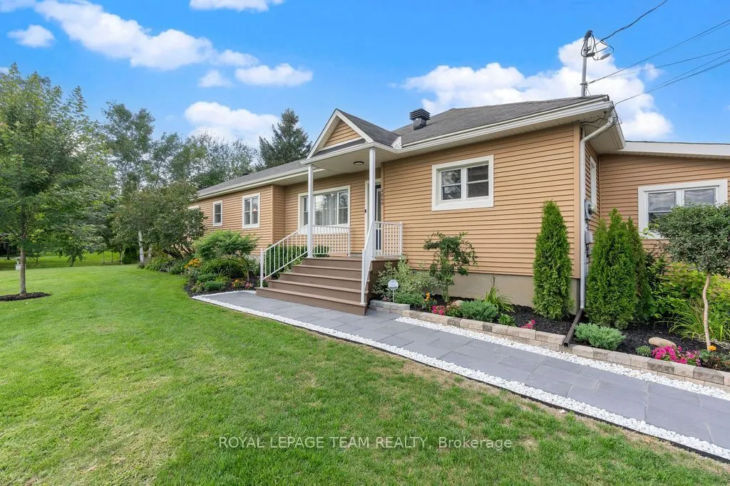4869 THUNDER Road
