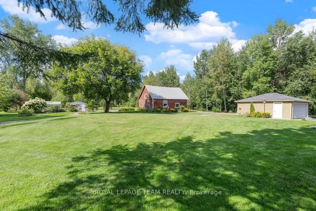 4869 THUNDER Road
