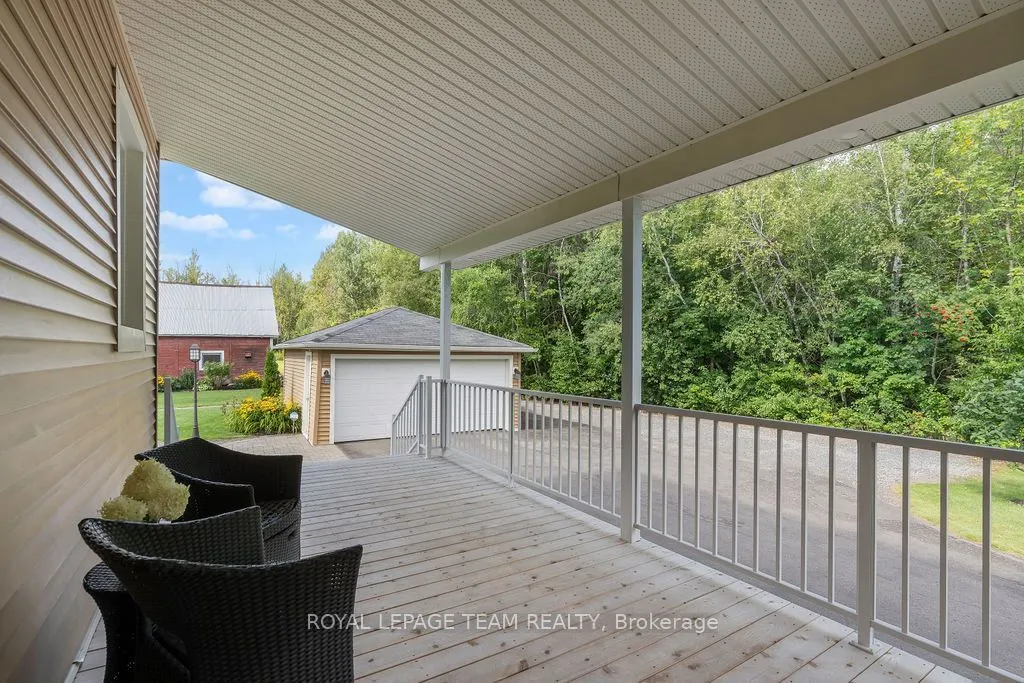 4869 THUNDER Road
