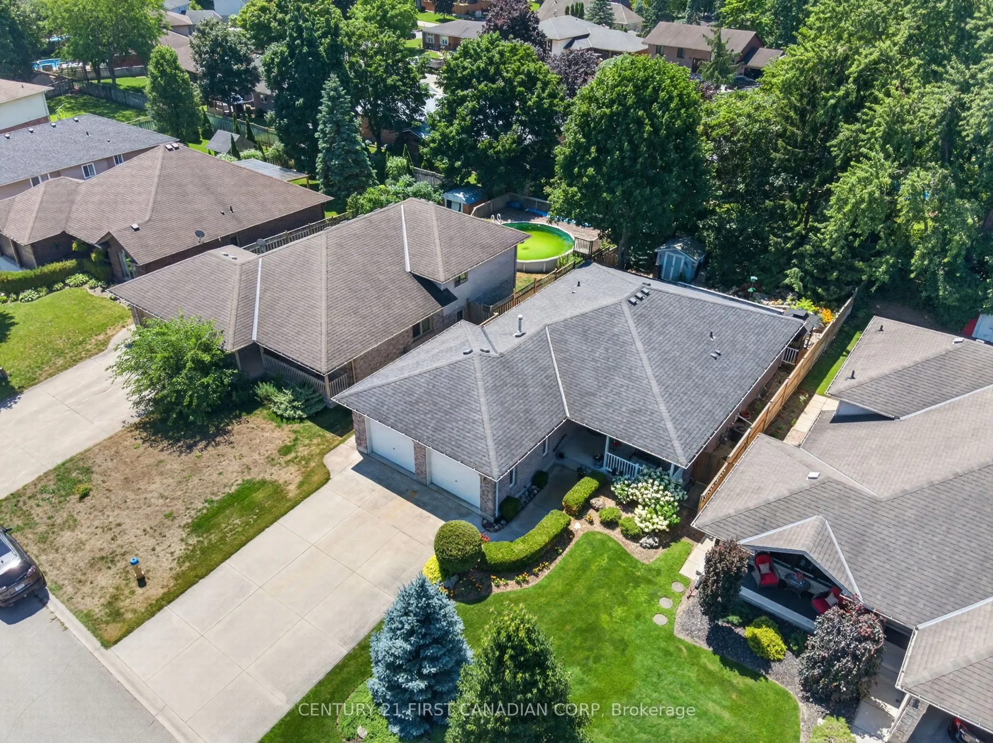 67 Moffatt Lane