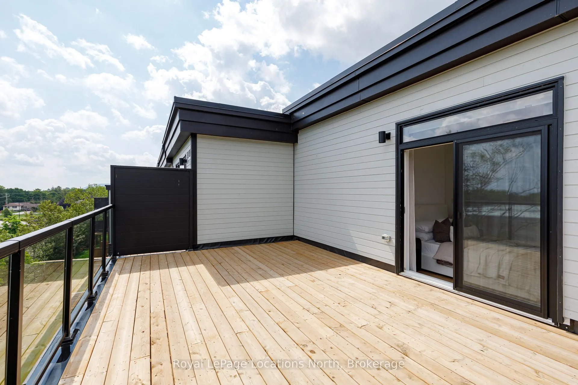 25 Lansdowne Street S #9