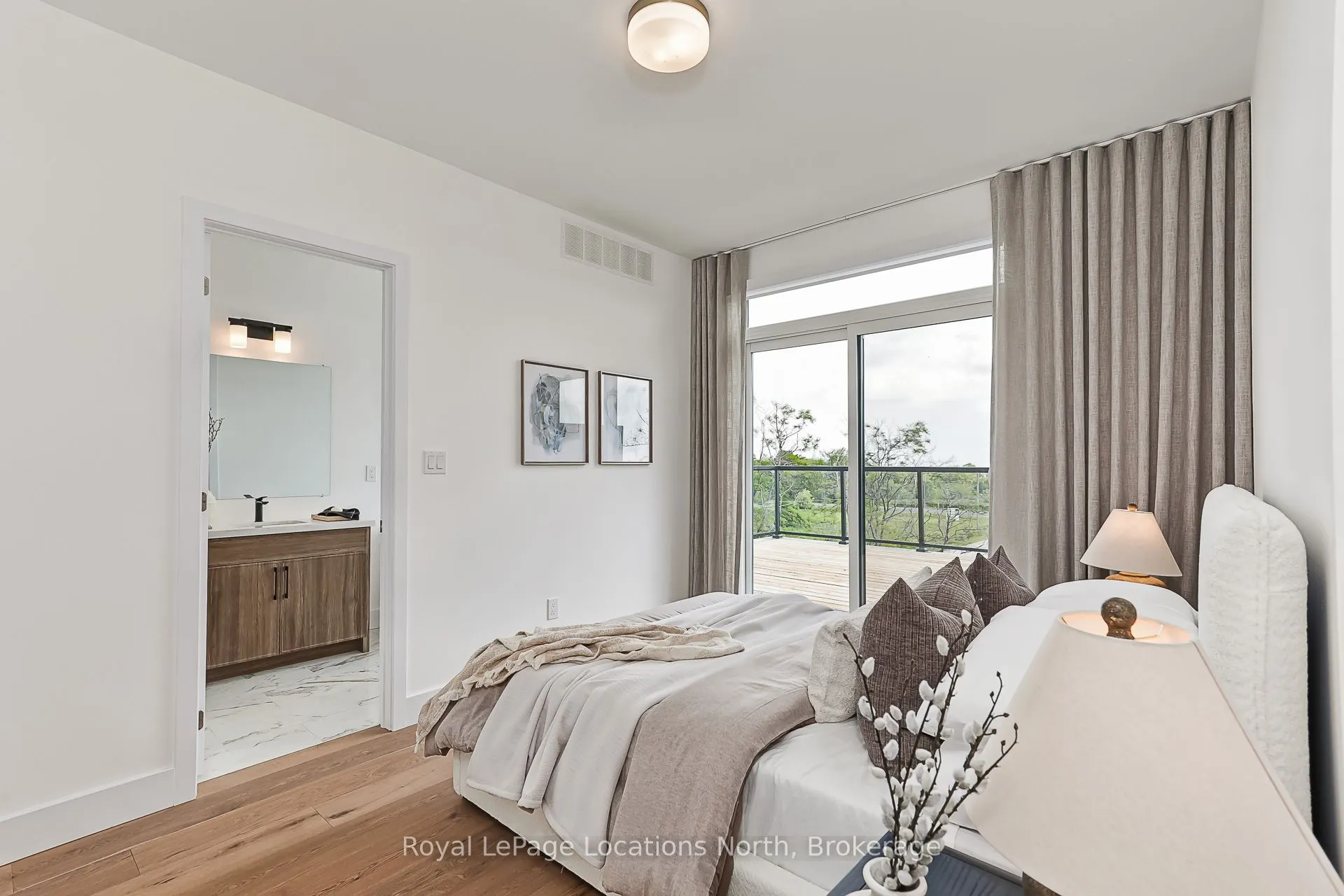 25 Lansdowne Street S #9