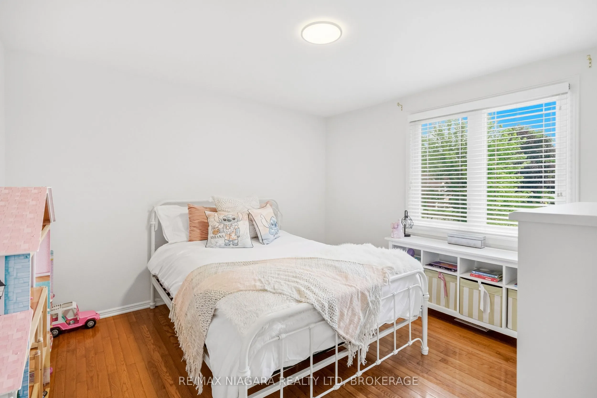 25 Berkhout Terrace