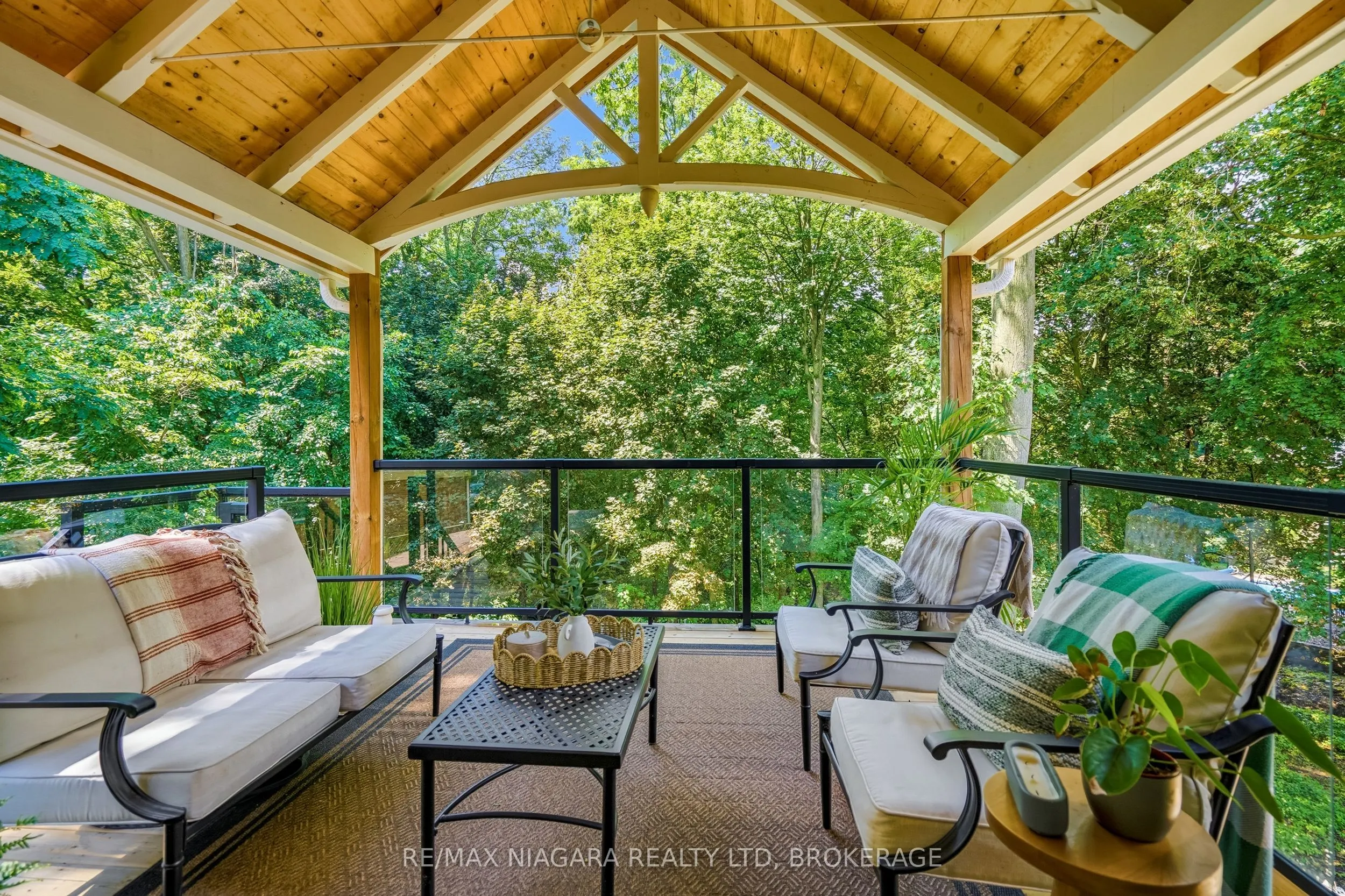 25 Berkhout Terrace