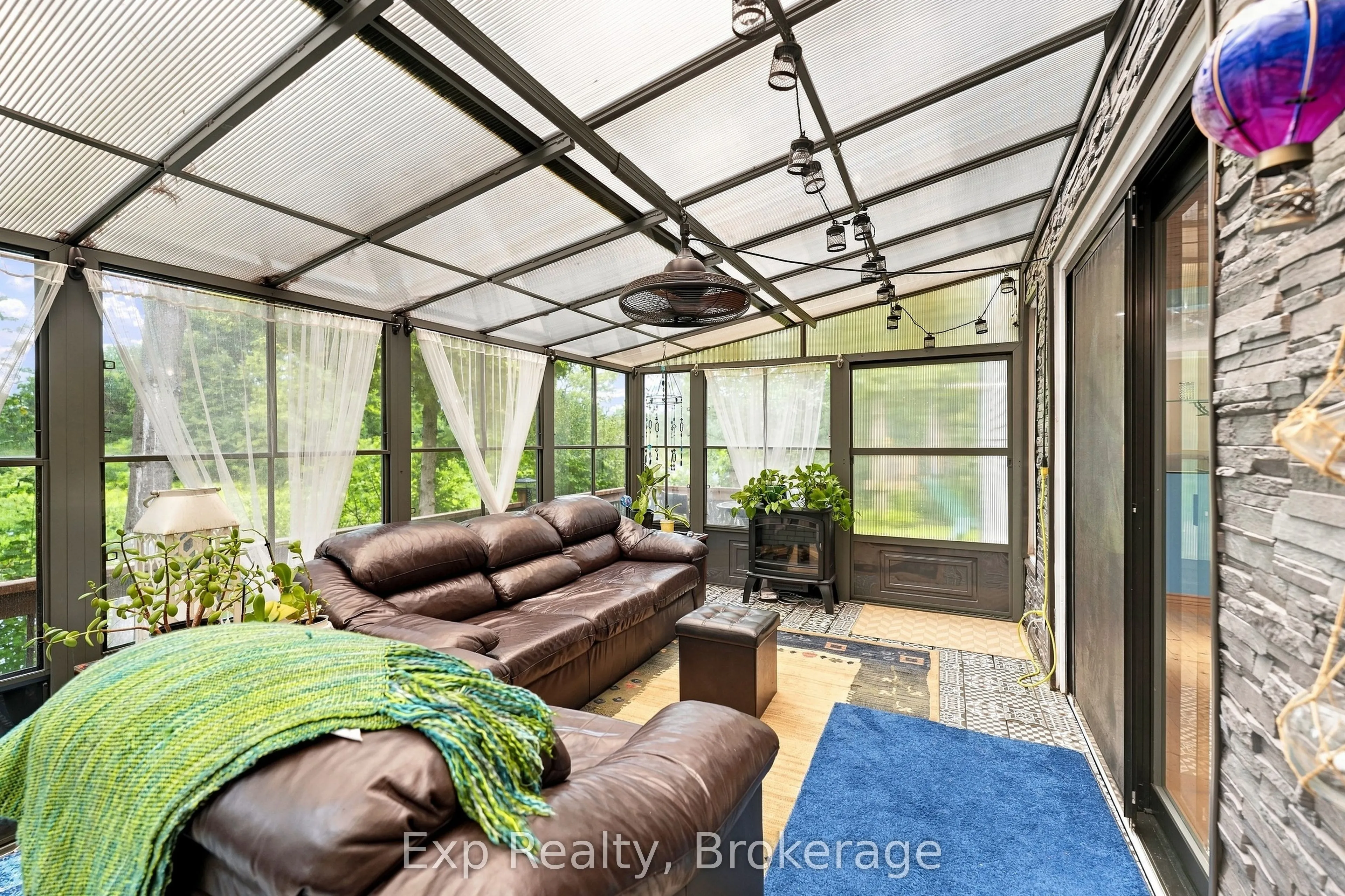 587 Scuttlehole Road