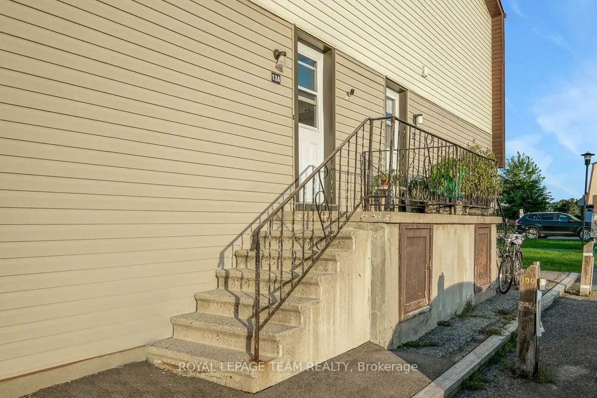 13 Woodvale Green #Unit# A
