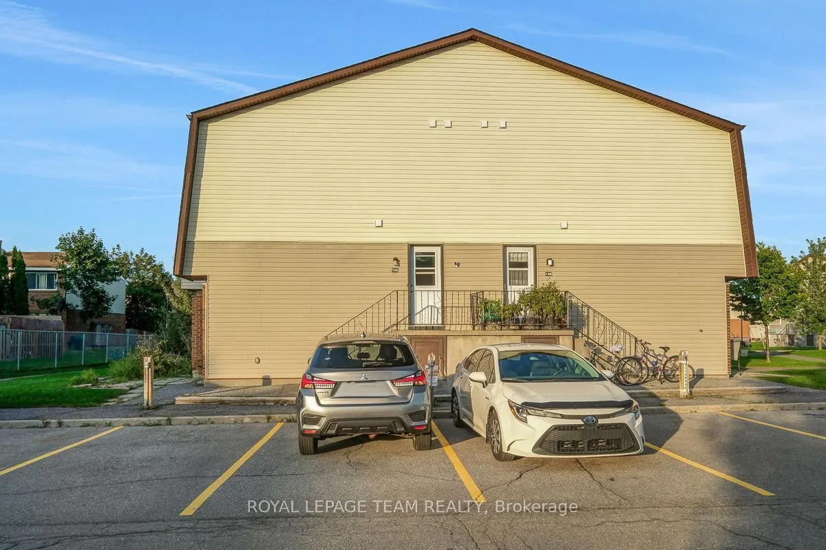 13 Woodvale Green #Unit# A
