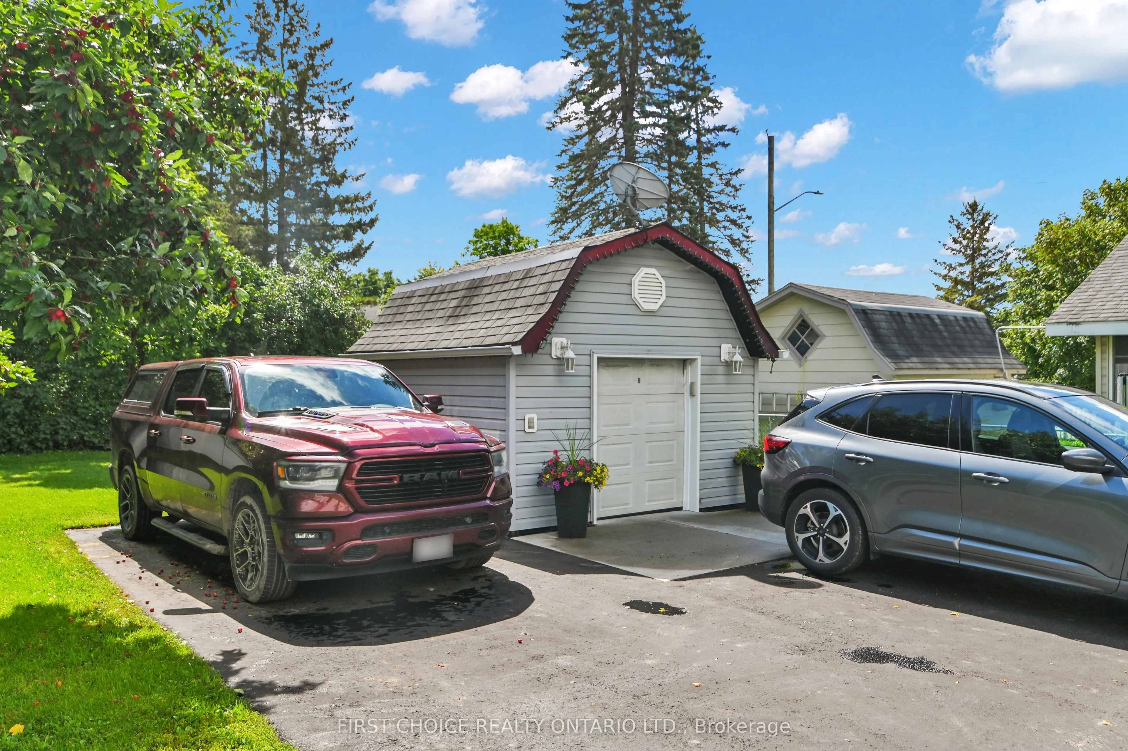 235 Ottawa Street