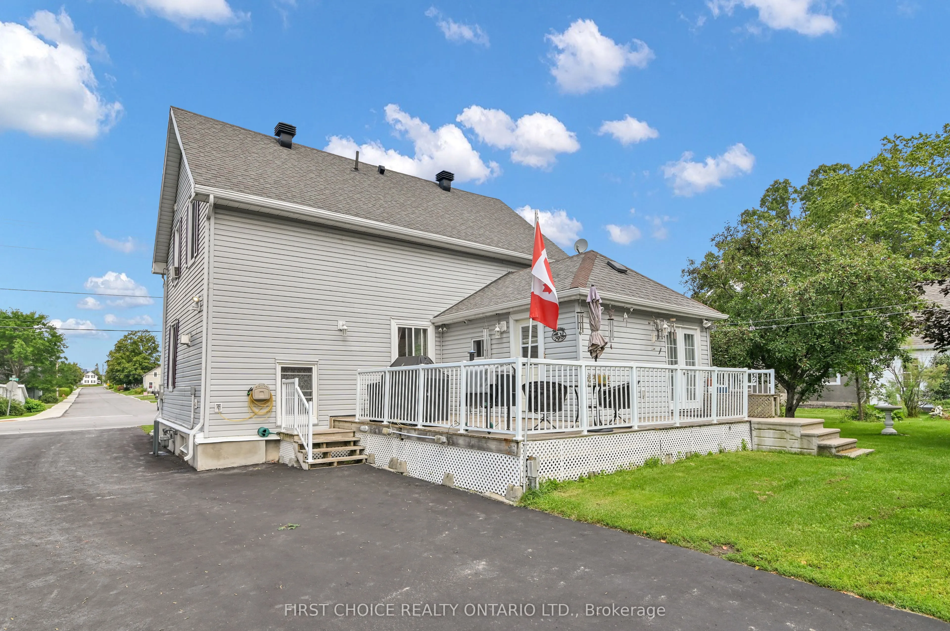 235 Ottawa Street