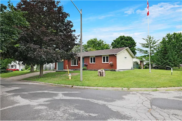 1401 Metz Crescent