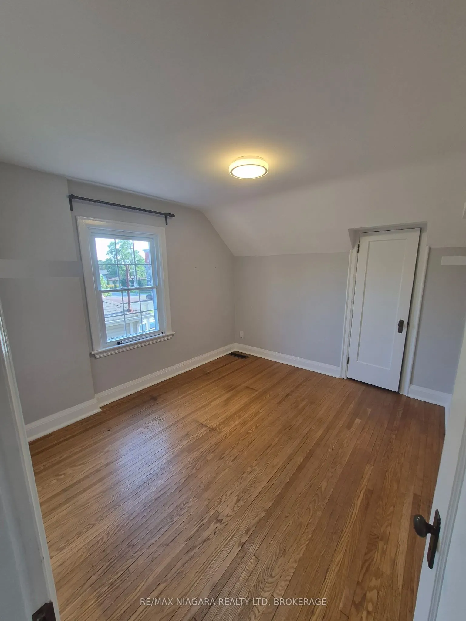 5944 Dorchester Road