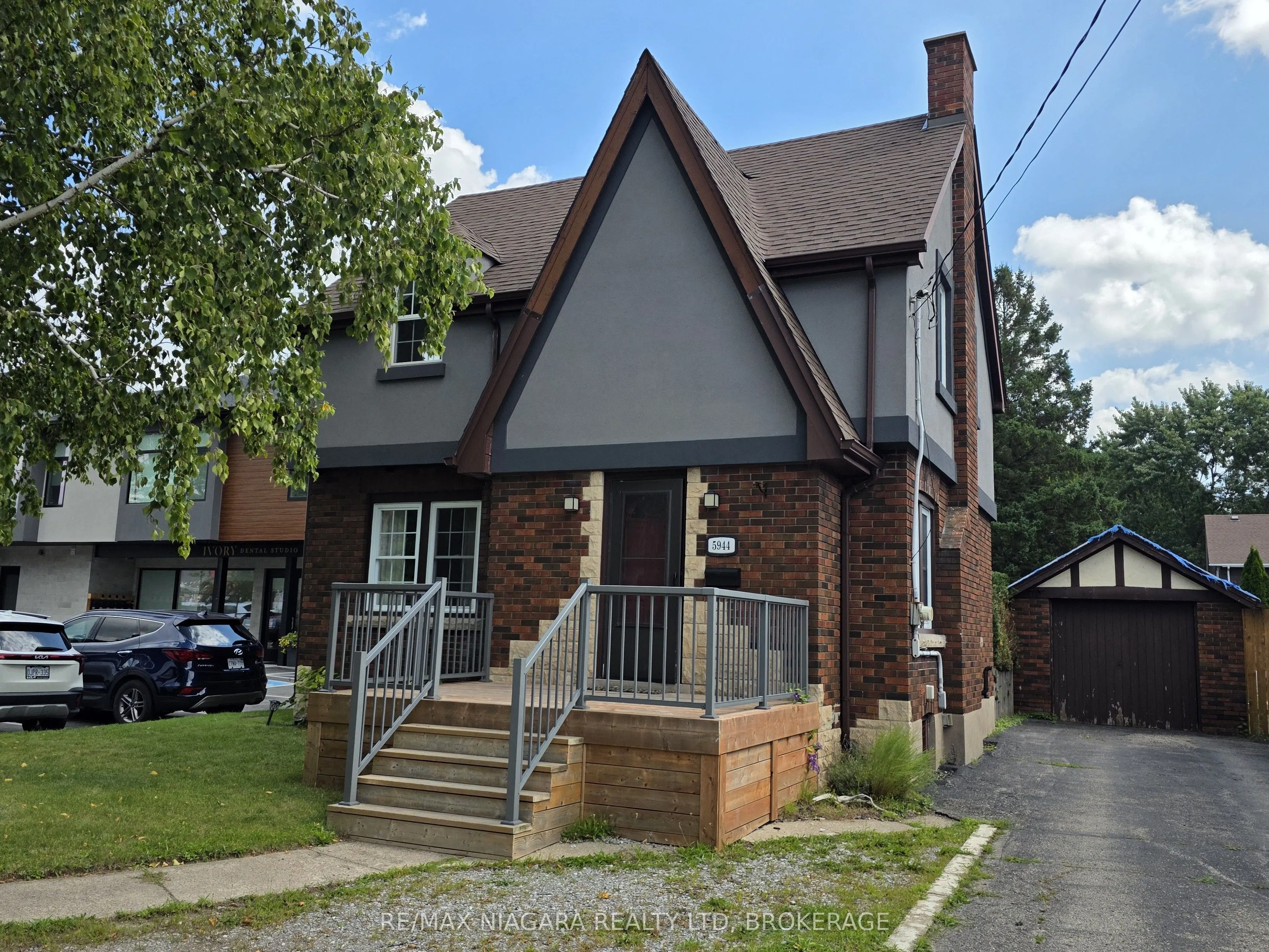 5944 Dorchester Road